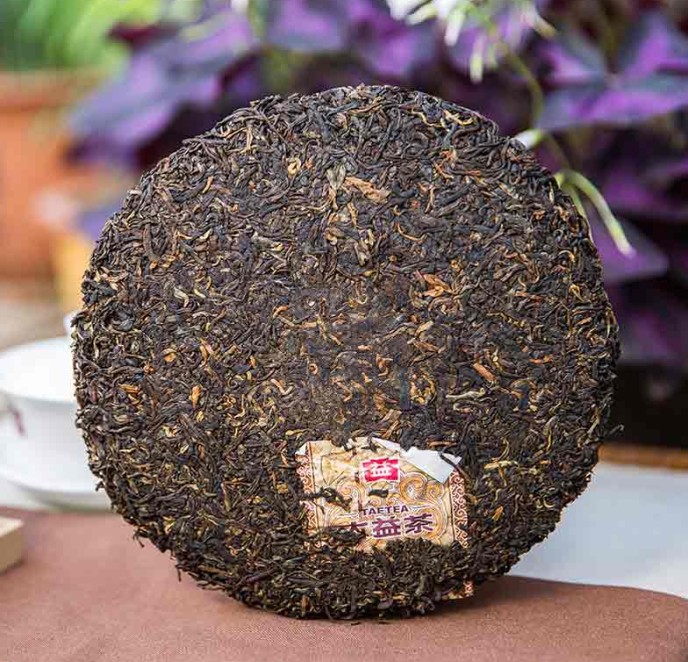 ชาผู่เอ๋อสุกต้าอี้ รุ่นต้าอี้ รุ่นชาสุก TAETEA 7572 (357 g)