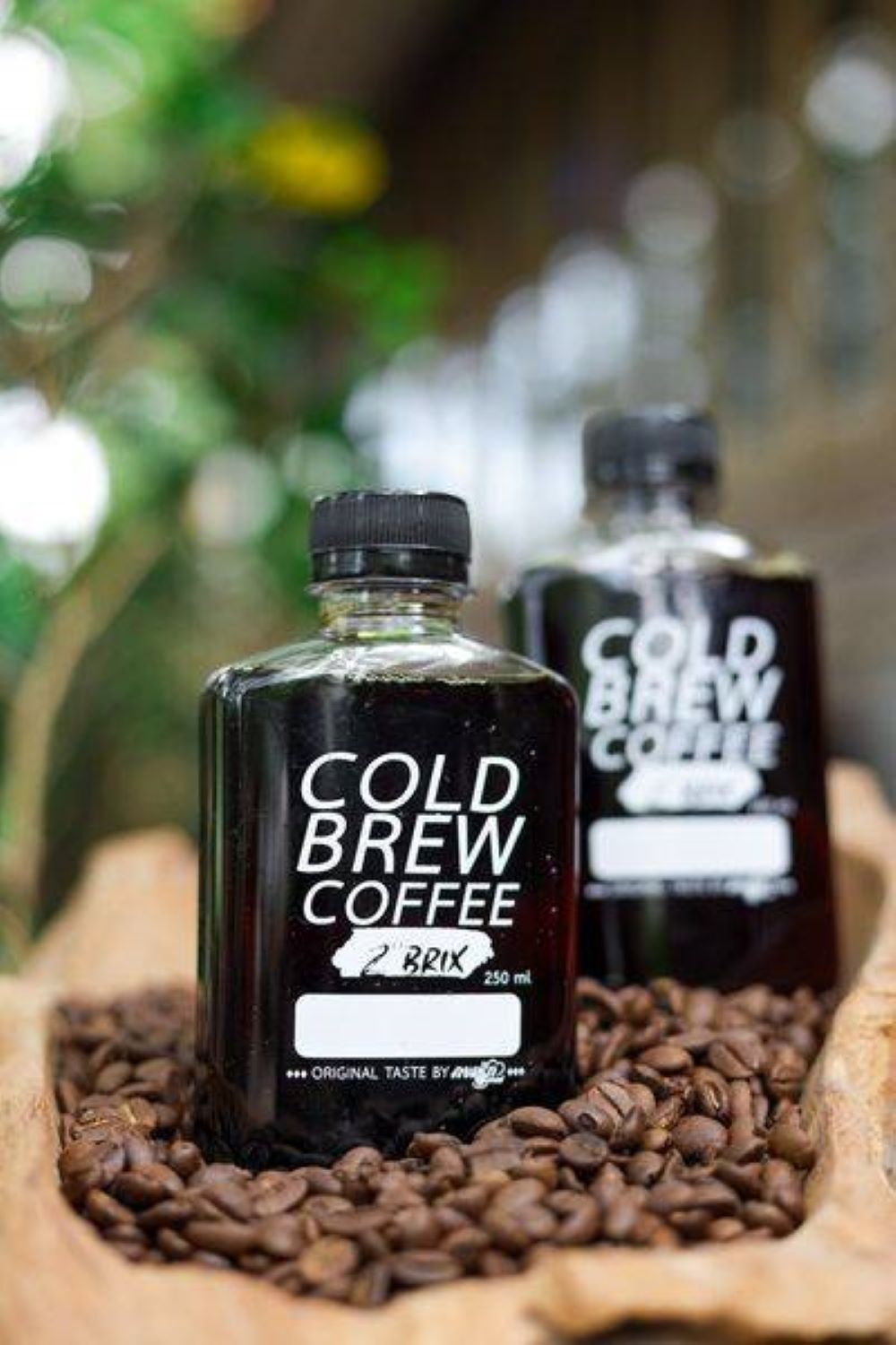 ขวดทรงแบนกั๊ก 250 ml รุ่น 20 กรัม แพคละ 150 ใบ