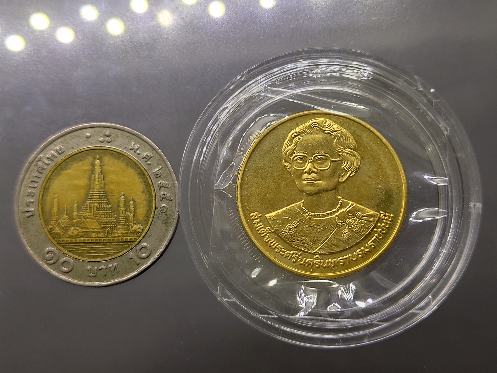 เหรียญทองคำ 6000 บาท ที่ระลึกองค์การอนามัยโลก สมเด็จย่า สุขภาพดีถ้วนหน้า ปี 2533 สภาพสวย