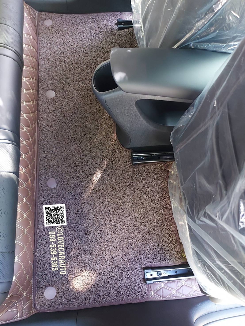 พรมปูพื้นรถยนต์ Byd Dolphin สีกาแฟvvip+ไวนิลน้ำตาล