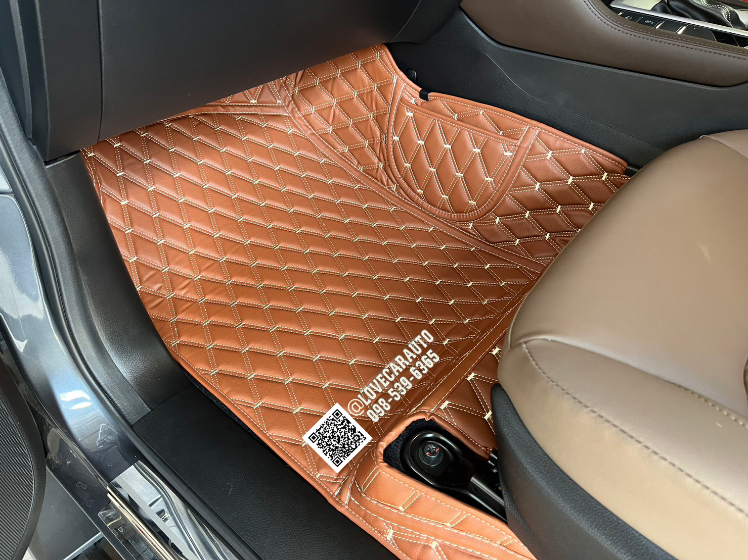 พรมปูพื้นรถยนต์6D Isuzu Mu-X 2023 พรมvvip สีน้ำตาลเข้ม