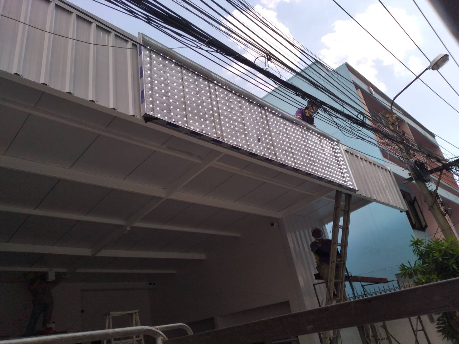 งานป้ายกล่องไฟไวนิล งานร้านสะดวกซัก วอชเอนจอย