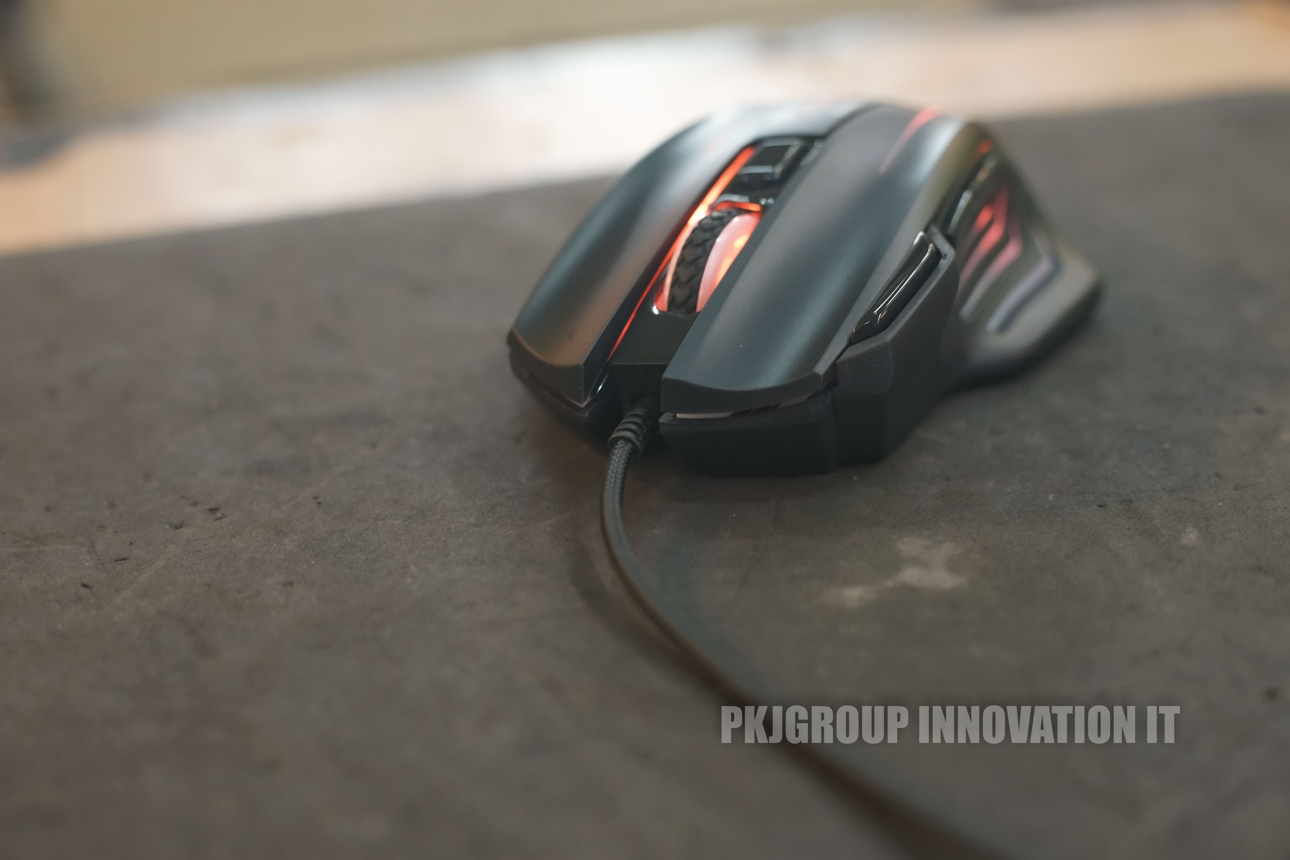 เมาส์เกมมิ่ง Aula S18 DPI 4ระดับ เมาส์เมมโมรี่ ทรงโค้งสูง จับถนัดมือ ตัวถ่วงน้ำหนัก 5 ชิ้น ปก. 2 ปี