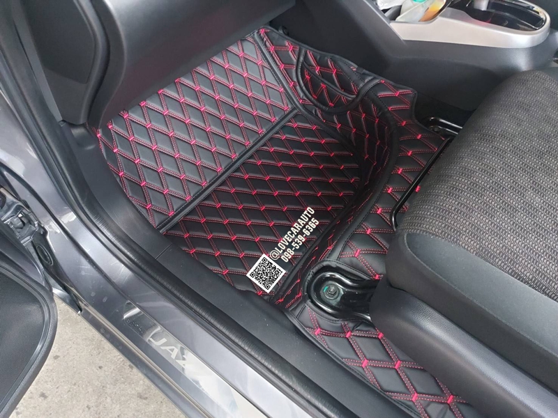 พรมปูพื้นรถยนต์ Honda Jazz 2014 พรมvvip สีดำด้ายแดง