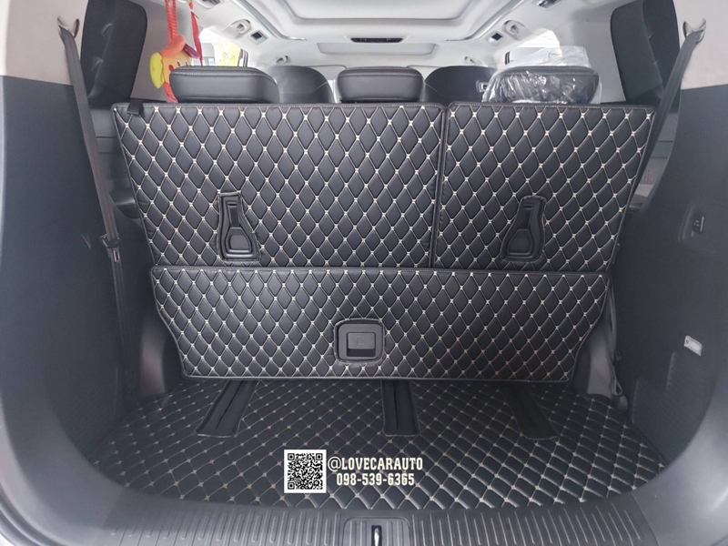 พรมปูพื้นรถยนต์ 6D MgMaxus9 สีดำด้ายทอง