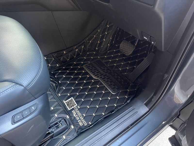 พรมปูพื้นรถยนต์ Mazda Cx-8 7ที่นั่ง พรมvvip ด้ายคู่ สีดำด้ายครีม