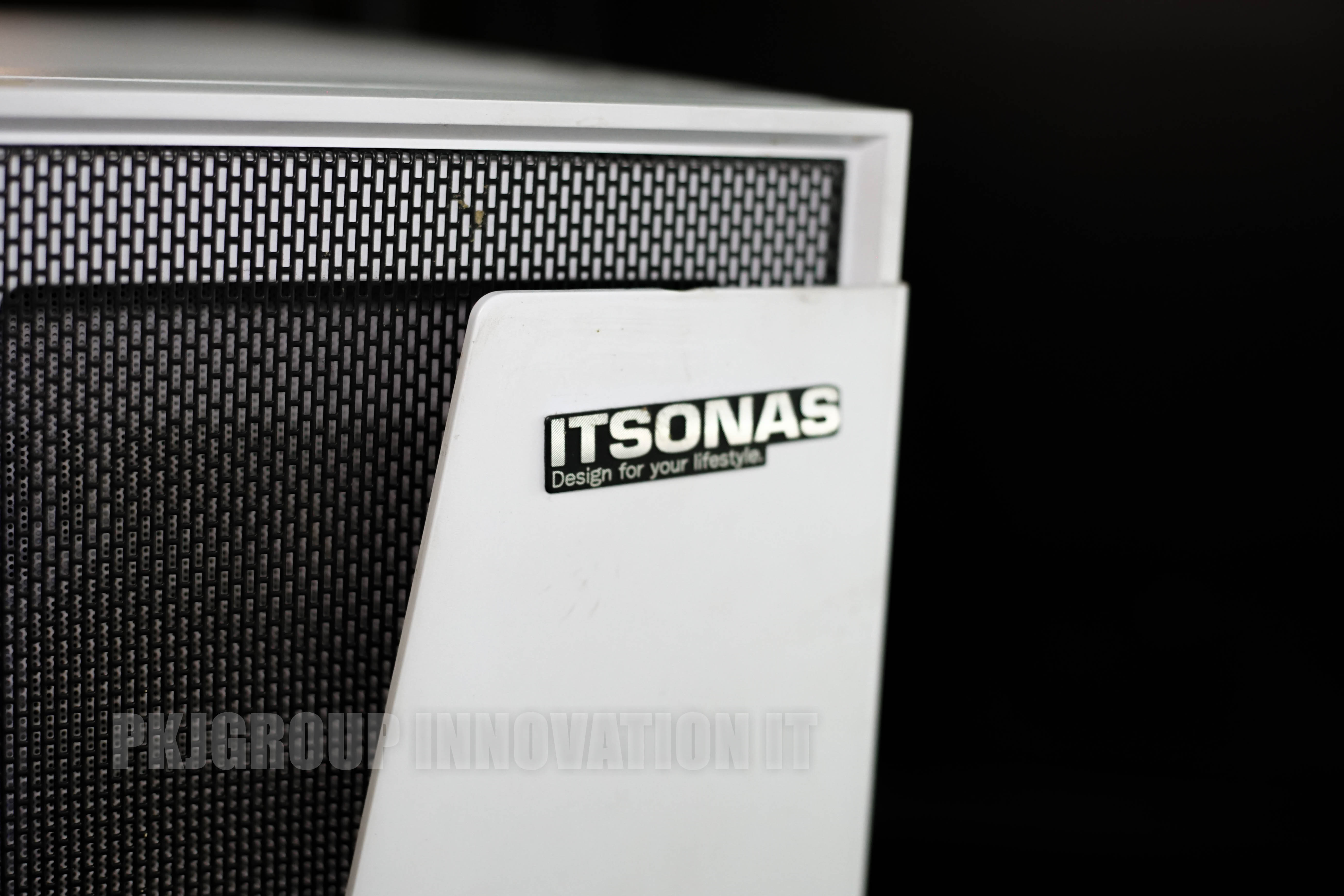 คอมเล่นเกมมือสอง i7-10700k RAM 8GB m.2 1 TB RX570 ชุดน้ำ Tsunami 1 ตอน