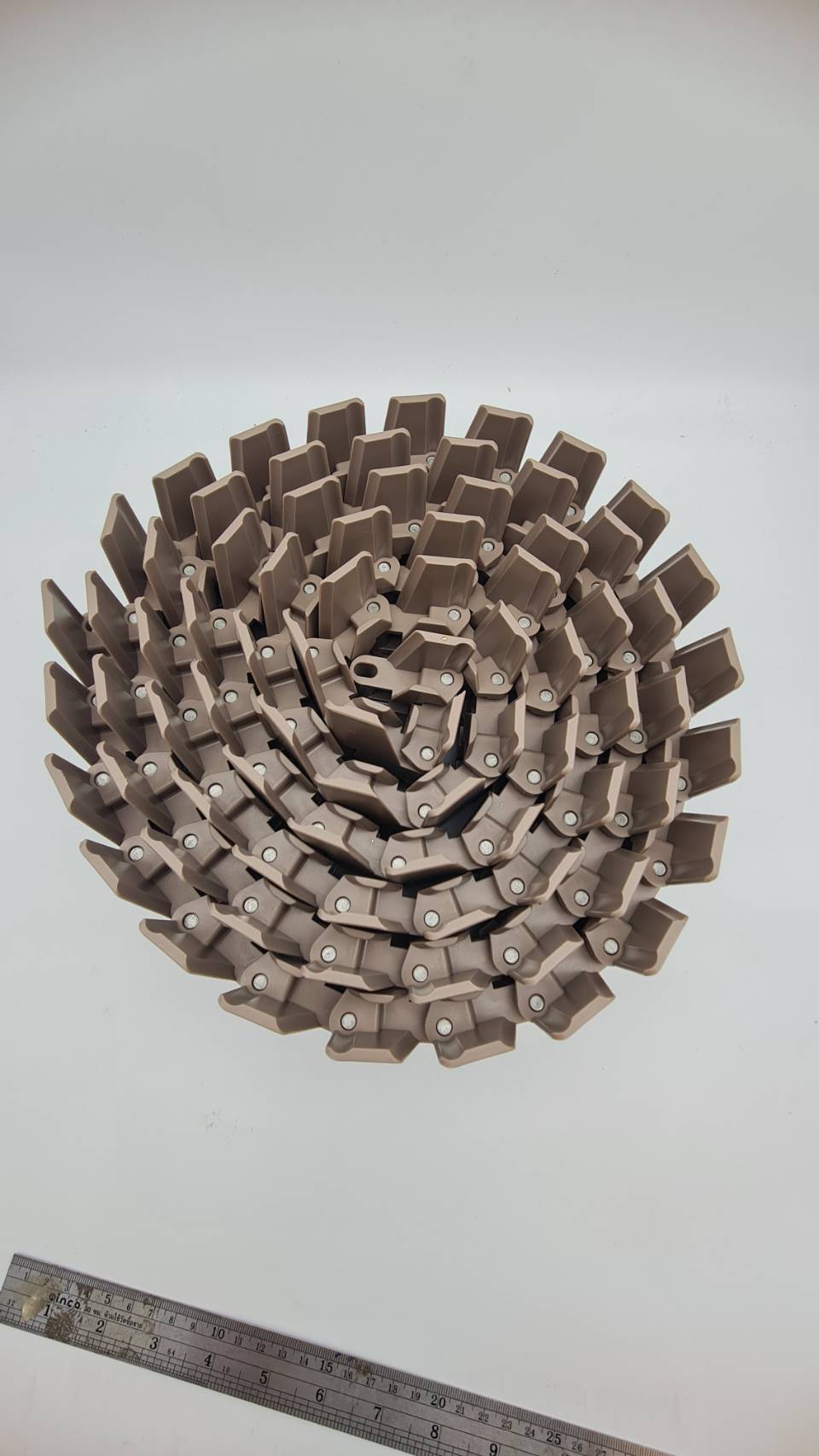 880-K450 BO TAB curve top chain ความกว้าง 114 มิลลิเมตร สายพานลำเลียงทางโค้ง แคบ R300มิลลิเมตร