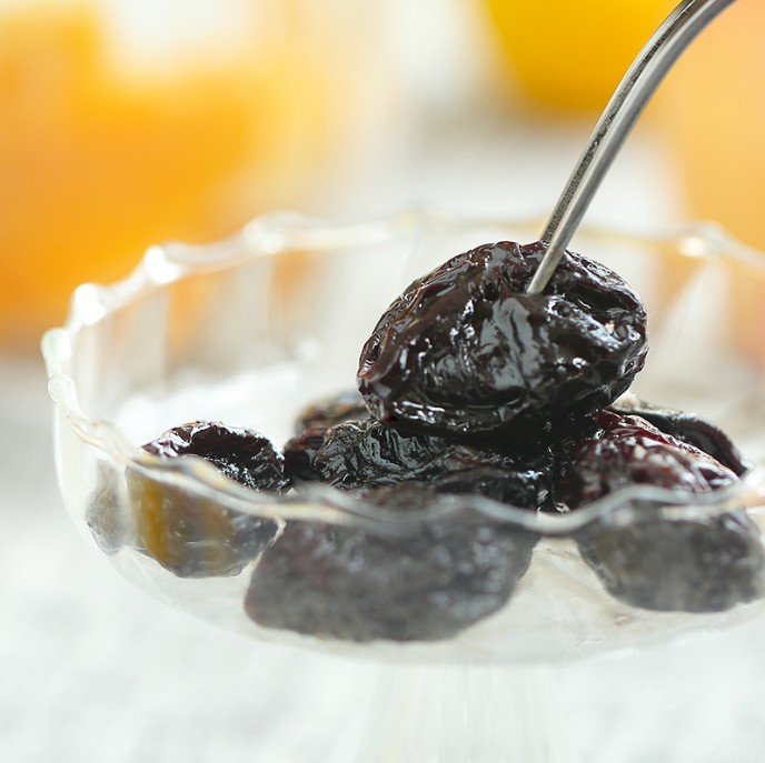 ลูกพรุนแคริฟอเนียคัดเกรดนำเข้า ตรา 三只松鼠 (88 g)