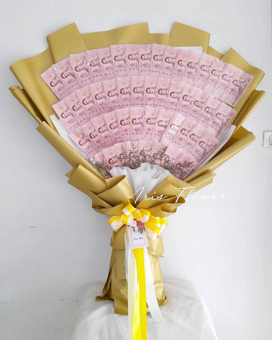 ธนบัตร 50 ใบ 5000/ค่าจัดทำ 2800 บาท