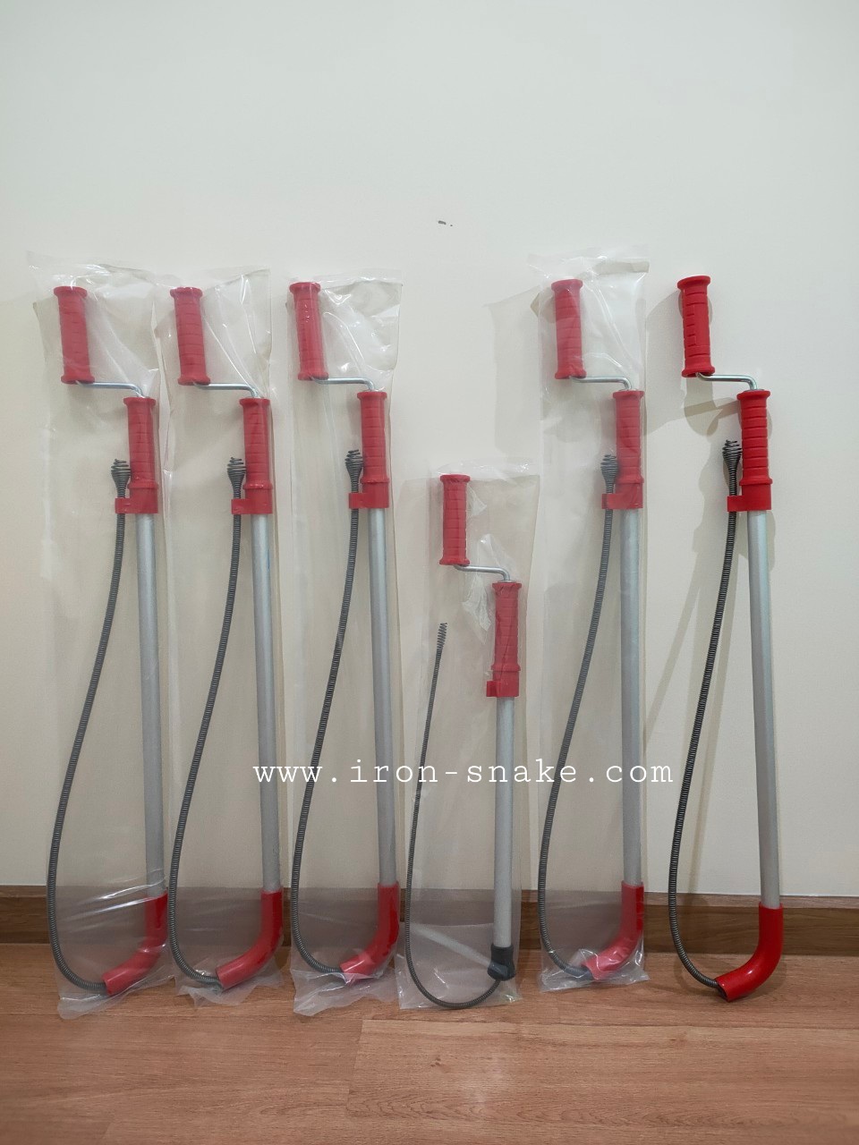 ไม้ทะลวงชักโครก D-6 ไม้ทะลวงชักโครก เครื่องทะลวงท่อ งูเหล็ก D-6 IRon Snake