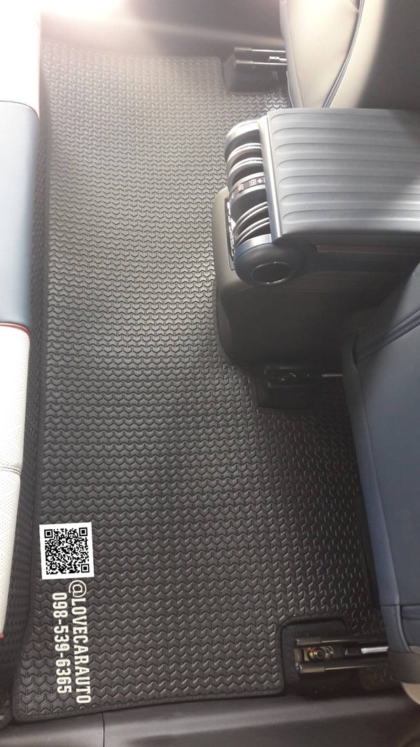 พรมปูพื้นรถยนต์ BYD ATTO 3 ลูกศรสีดำ