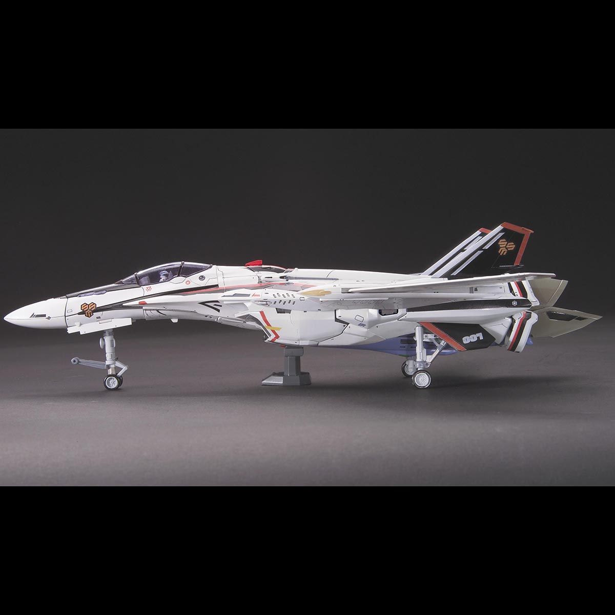 **MTS Toys**Bandai Macross Frontier 1/72 : VF-25F Messiah Valkyrie Alto Custom