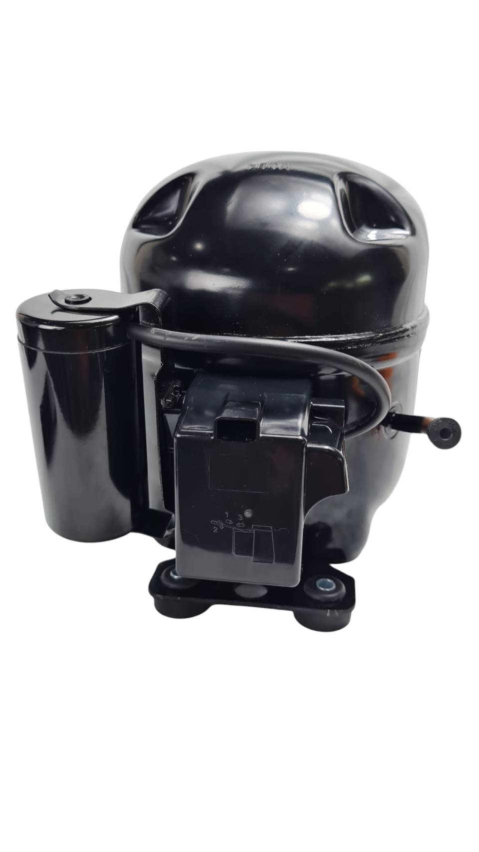 คอมเพรสเซอร์ ADW142 ใช้แทนคอม กุลธร 1/2 รุ่น AE7430Y น้ำยา R134a compressor ½ HP