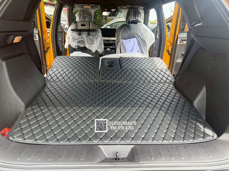 พรมปูพื้นรถยนต์6D Mitsubishi Xforce HEV สีดำด้ายดำ