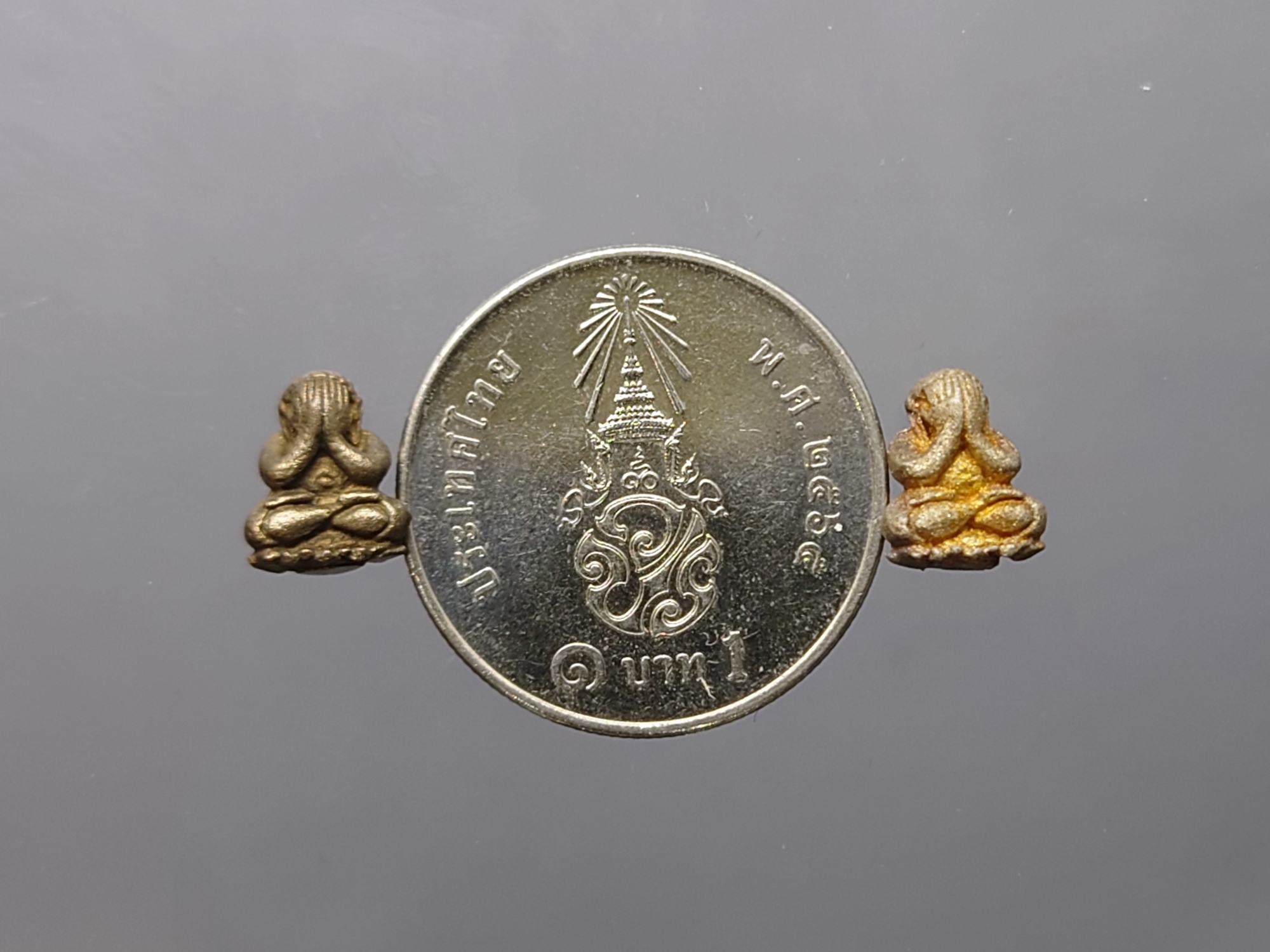 พระปิดตาเจริญลาภ เนื้อเงิน-นวะโลหะ ญสส สมเด็จพระสังฆราชฯ วัดบวรนิเวศวิหาร ปี 2538 พร้อมกล่องเดิม