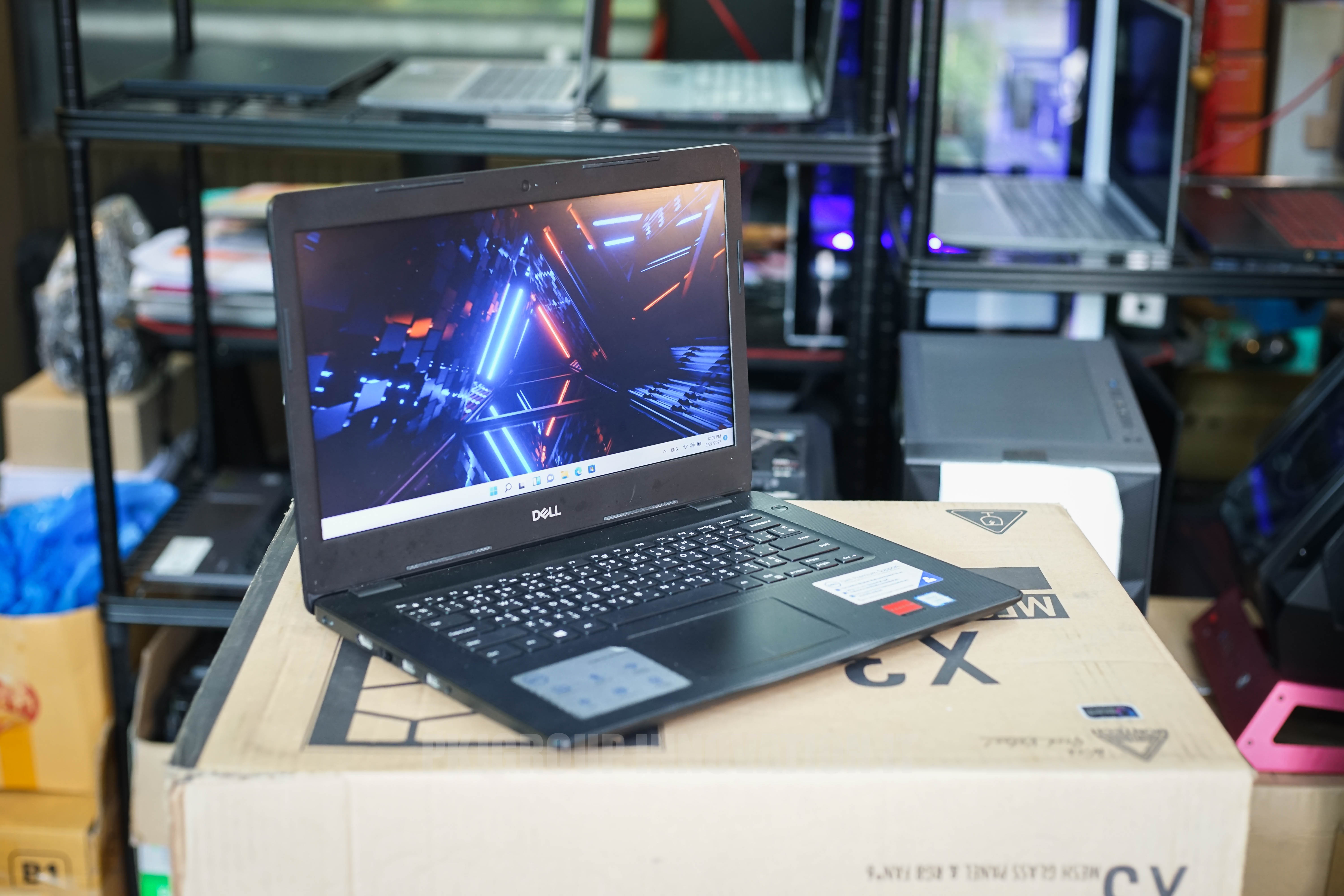 โน๊ตบุ๊คทำงานมือสอง Dell Inspiron 3480 i7-8565U RAM 8 GB SSD Lexar 128 GB Radeon 520