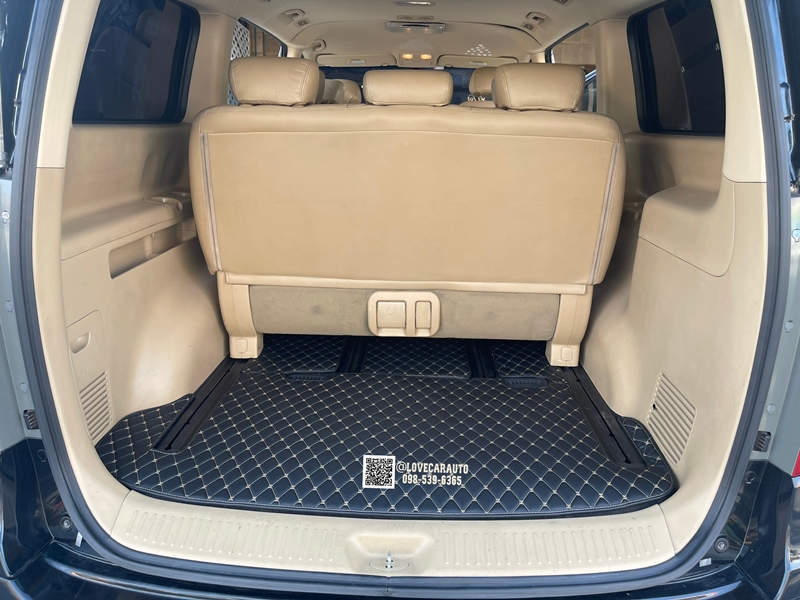 พรมปูพื้นรถยนต์ 6D Hyundai H1 Elite สีดำด้ายทอง