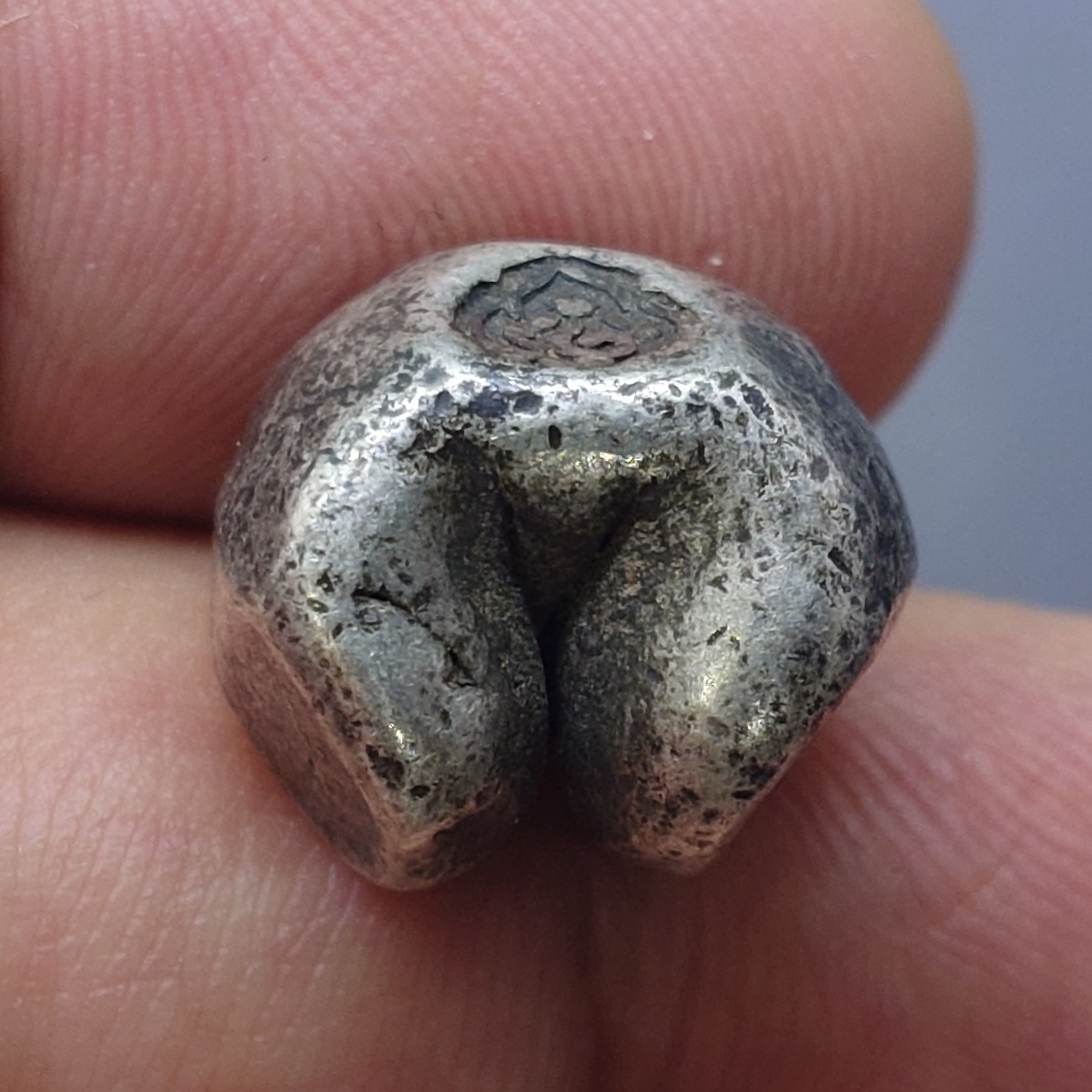 พดด้วง ขนาด 1 บาท ตราอุณาโลม สมัยรัชกาลที่ 1 น้ำหนักดี