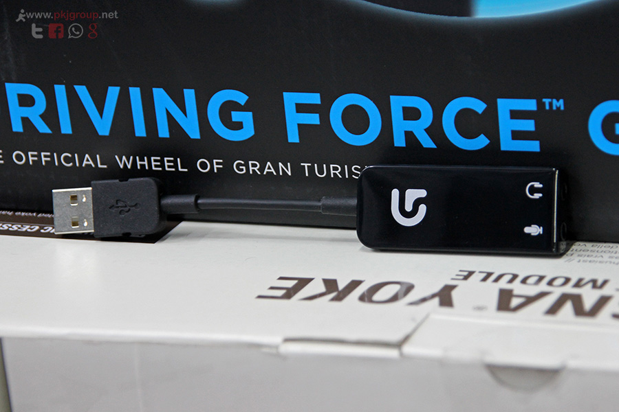 อันนี้คือ Soundcard ของทาง Logitech นะครับ ซึ่งหากเราต่อหูฟังกับคอมพิวเตอร์แบบ USB มันก็จะทำงานเป็นแบบ 7.1 SURROUND SOUND ซึ่งเป็นการจำลองหุฟังแบบ 7.1 แต่ถือว่าทำออกมาได้เป็นอย่างดีครับ