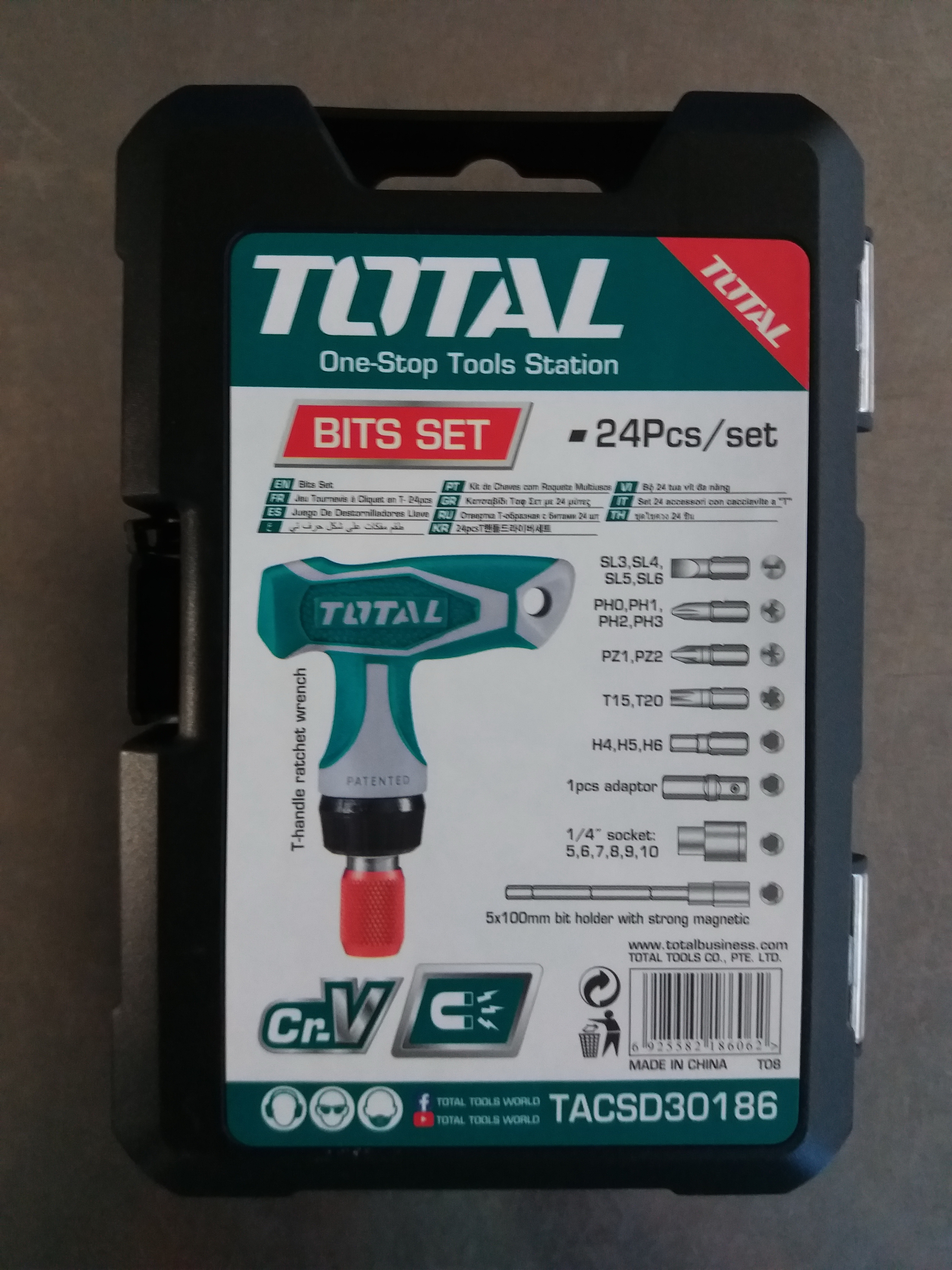 Total ไขควงอเนกประสงค์ รุ่น TACSD30186 24 ตัวชุด ไขควง 24 Pcs Screwdriver Set ไขควงด้ามฟรี AFJ