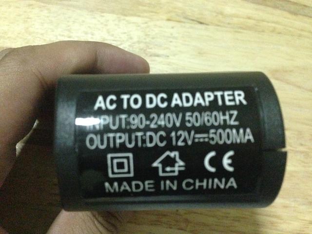 ปลั๊กแปลงไฟบ้านเป็นไฟรถ 220V AC to 12V DC Car Cigarette Lighter Wall Power