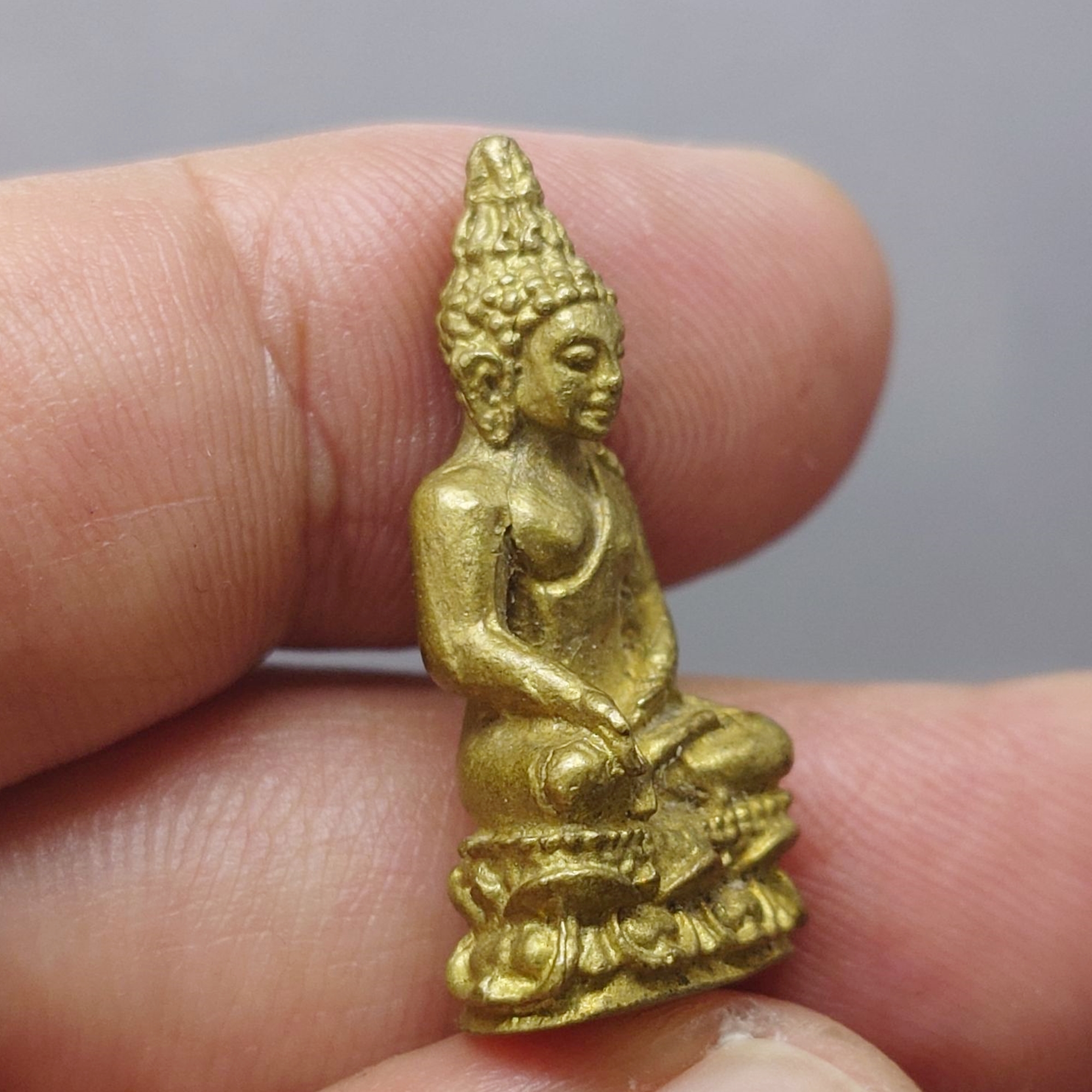 พระกริ่งไพรีพินาศ ญสส 80 พรรษา สมเด็จพระญาณสังวร สมเด็จพระสังฆราช เนื้อทองเหลือง วัดบวรนิเวศวิหาร ปี2536 พร้อมใบประกวด รางวัลที่3