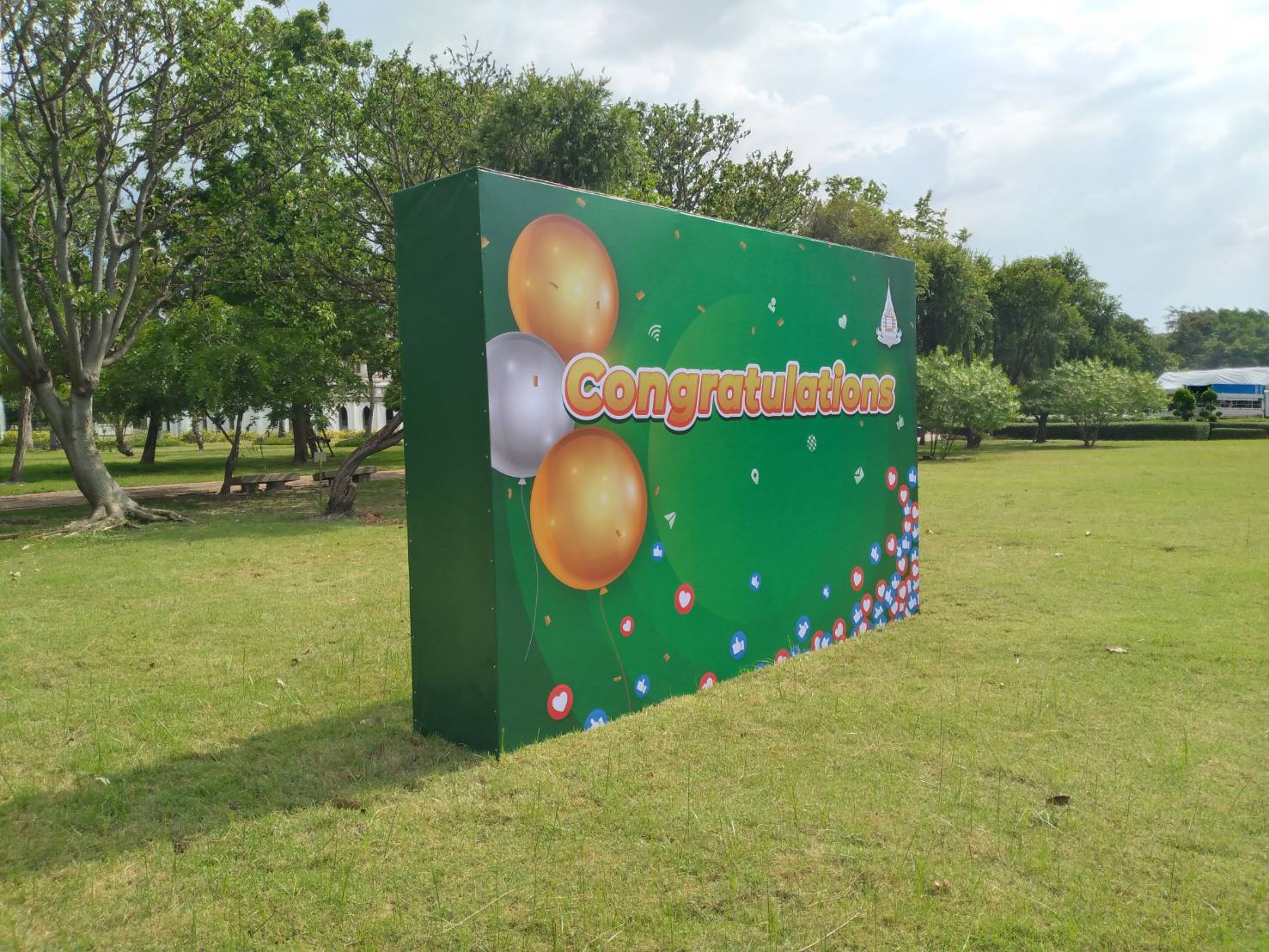 รับทำป้ายถ่ายรูป ป้ายถ่ายรูปพร๊อพอัป งานป้ายถ่ายรูปงานรับปริญญา