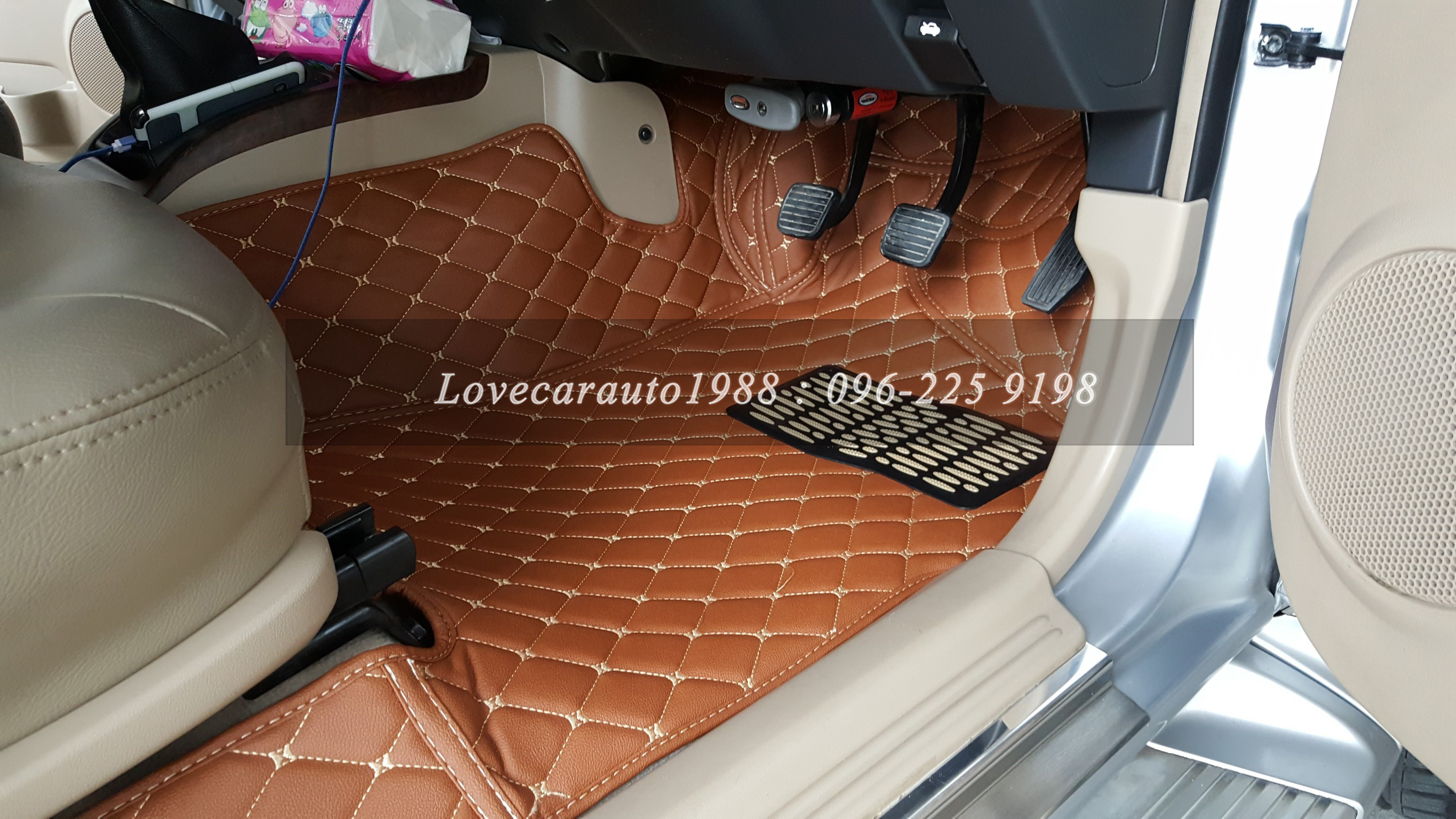 พรม6D Isuzu Mu7 สีน้ำตาล