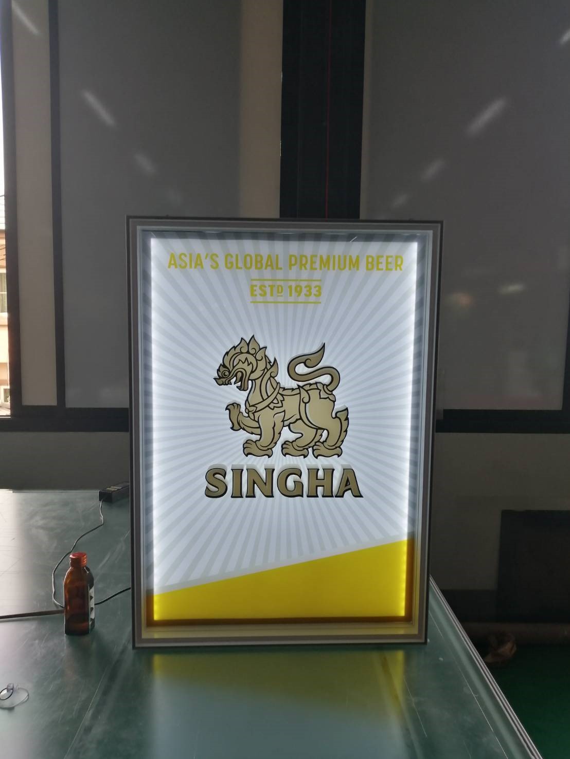 กรอบตู้ไฟกระจายแสงมิลเล่อ งานเบียร์สิงห์