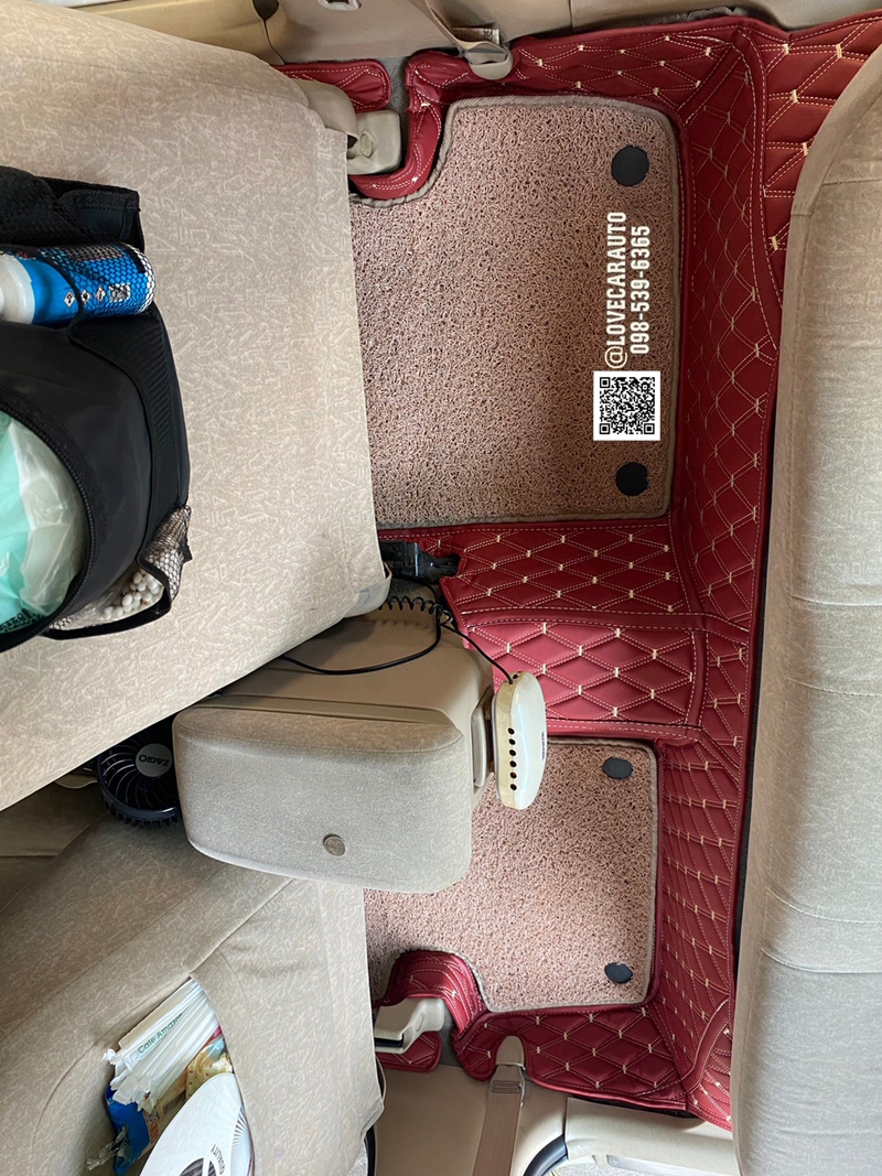 พรมปูพื้นรถยนต์ 7D Toyota Altis 2001 หน้าหมู สีแดงไวน์ +ไวนิลครีม