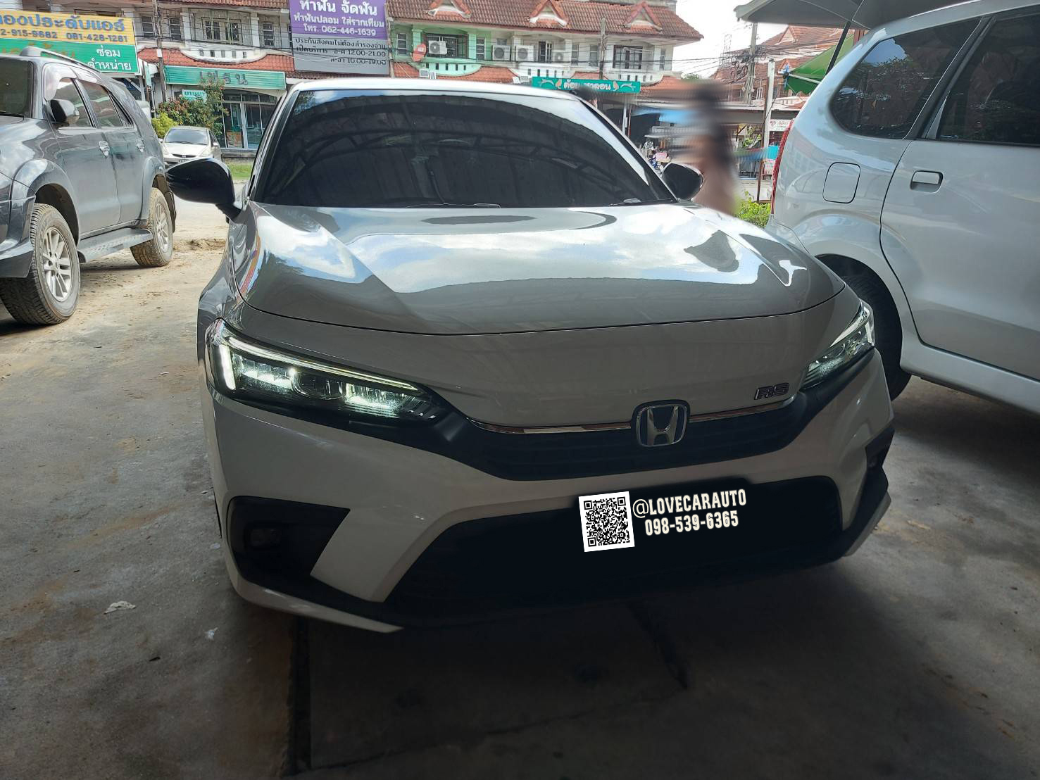 พรมปูพื้นรถยนต์ Honda civic EHEV 2022 สีดำด้ายแดง+แผ่นท้าย