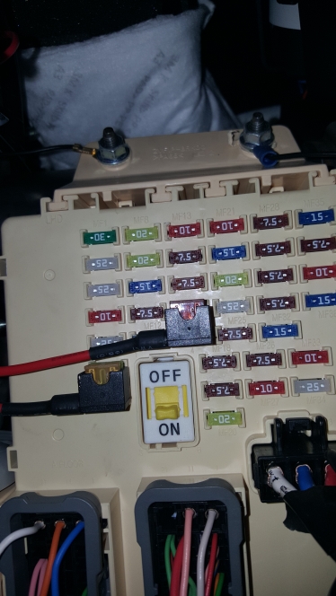 ฟิวส์แท็ป Micro Fuse Tab อุปกรณ์ต่อไฟในรถไม่ต้องตัดต่อสาย