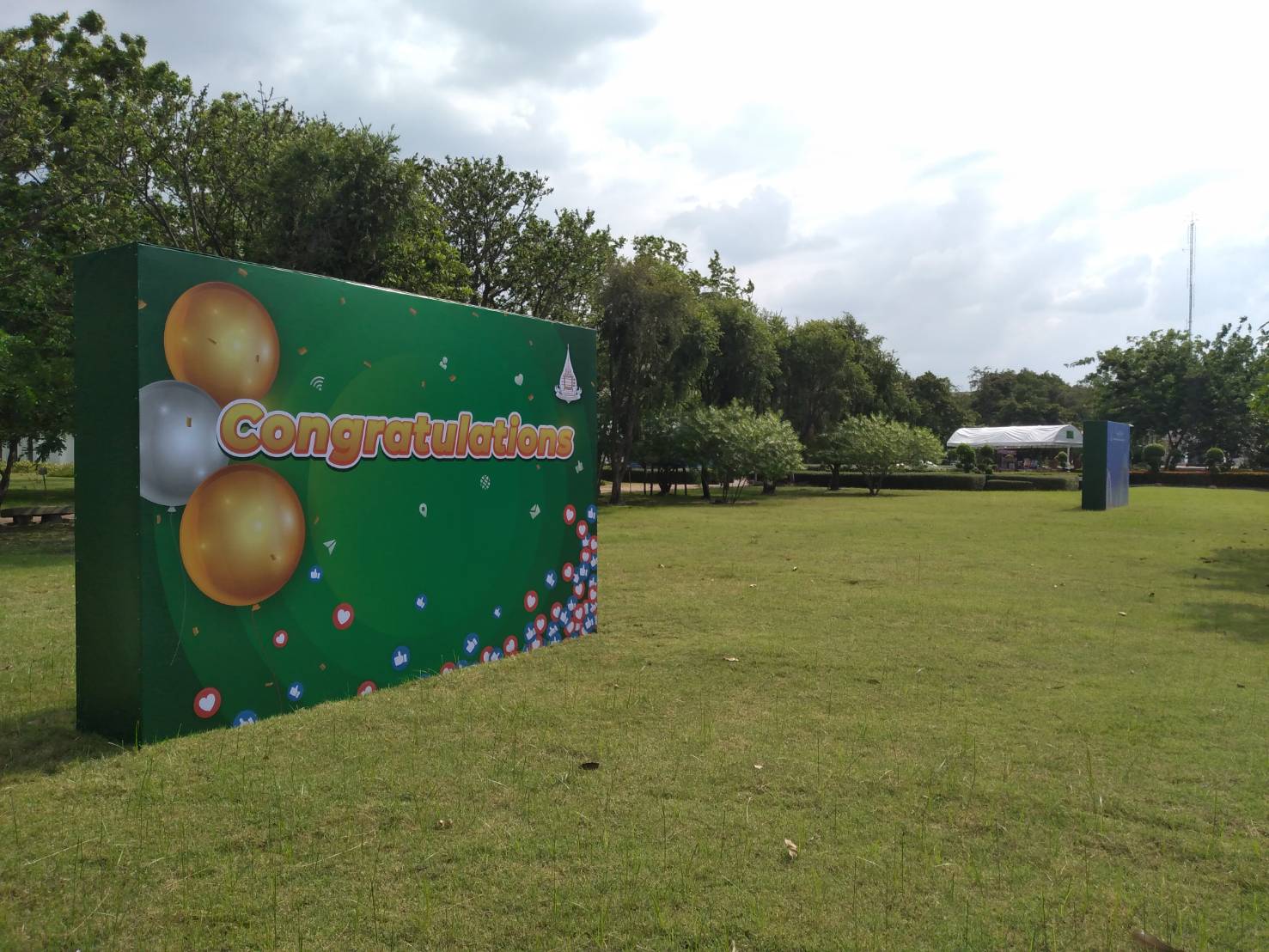 รับทำป้ายถ่ายรูป ป้ายถ่ายรูปพร๊อพอัป งานป้ายถ่ายรูปงานรับปริญญา