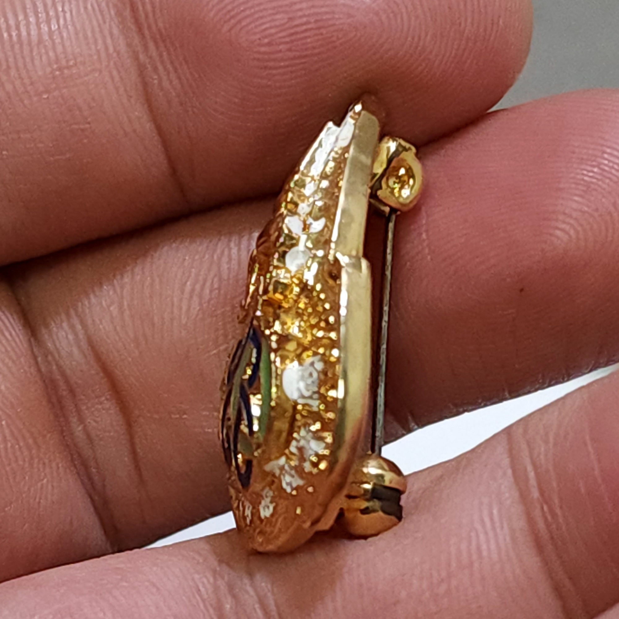 เข็มกลัด เข็มพระราชทาน สก กะไหล่ทอง ลงยา พร้อมกล่องเดิม หายาก