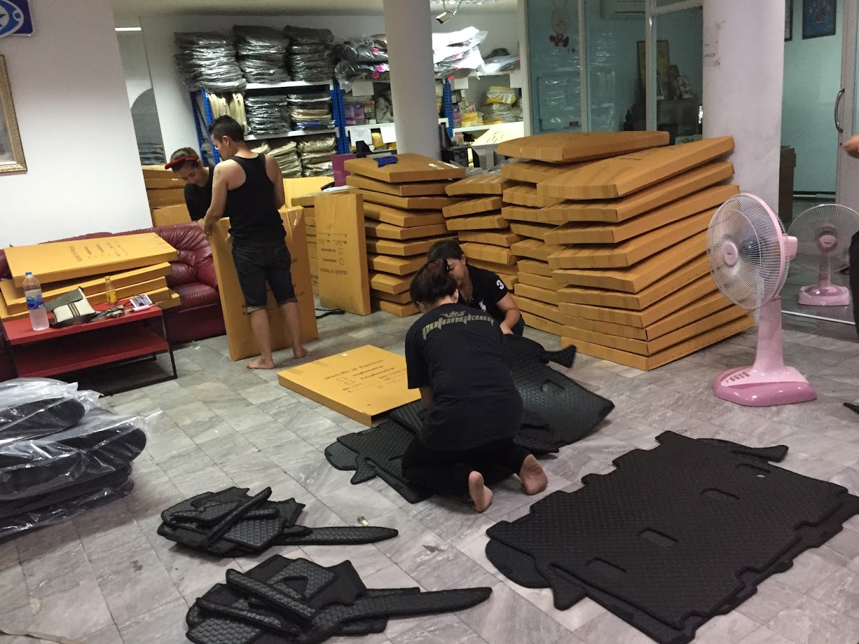 รีวิวพรมปูพื้นรถยนต์