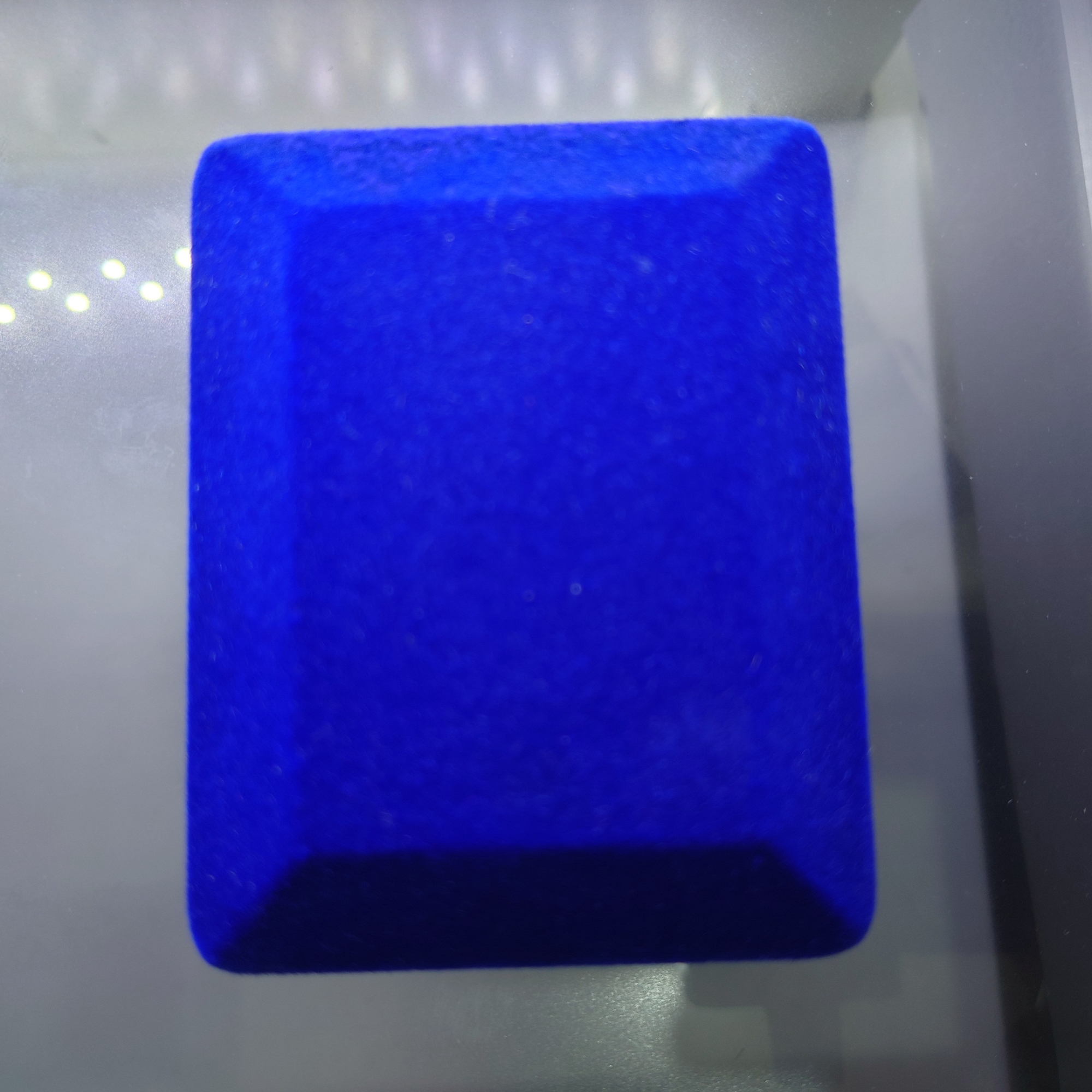 พระสมเด็จ วัดปากน้ำ รุ่นสร้างวิทยาลัยสงฆ์ เนื้อเงิน พิมพ์ใหญ่ ปี 2547 พร้อมกล่องกำมะหยี่เดิม