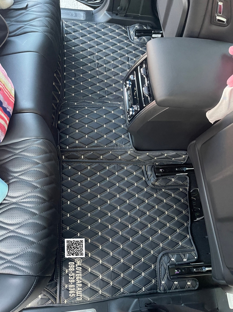 พรมปูพื้นรถยนต์ 6D GWM TANK500 สีดำด้ายทอง