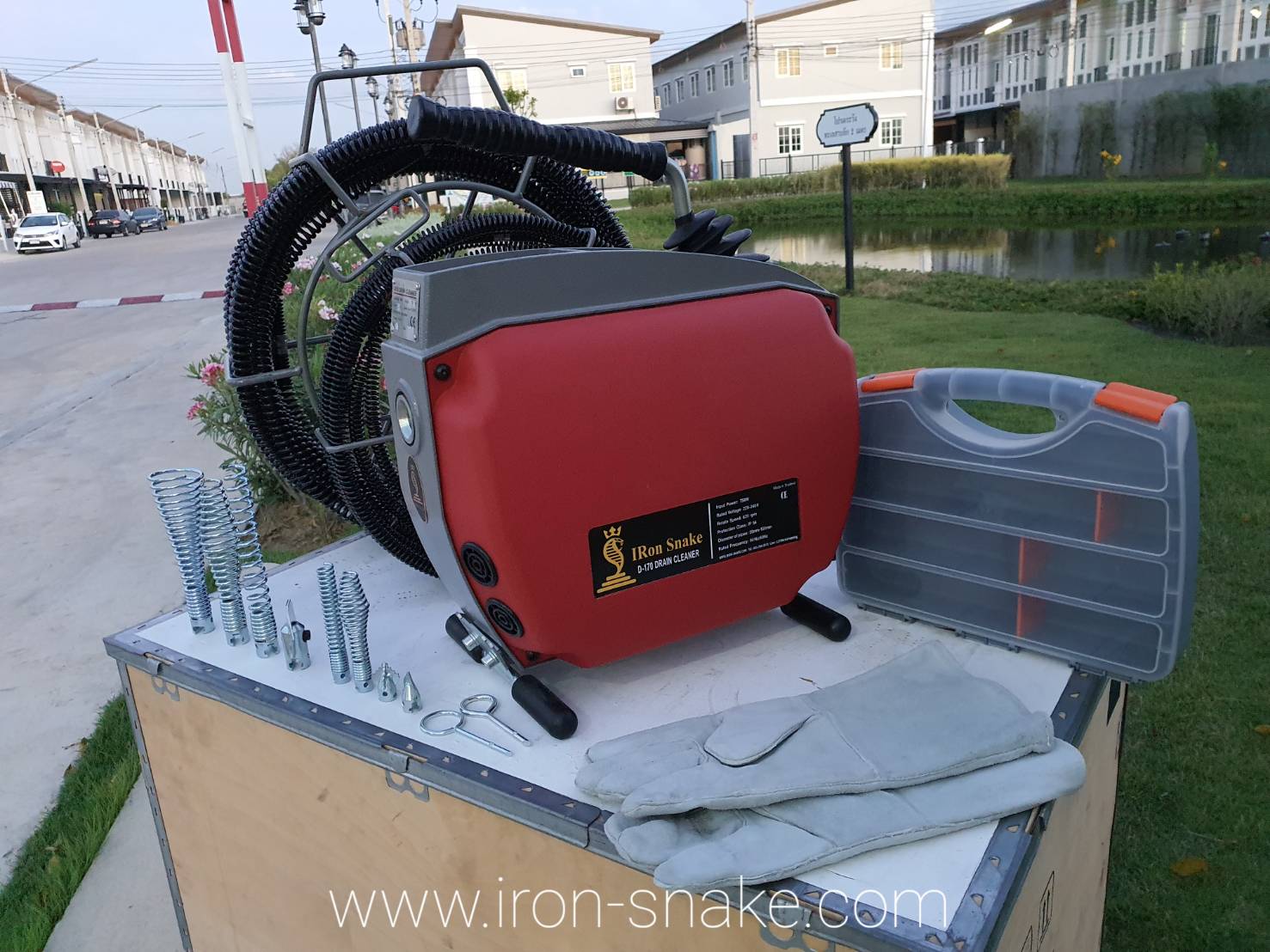 เครื่องทะลวงท่อ งูเหล็ก ironsnake รุ่น D-170 งูเหล็กทะลวงท่อ เครื่องทะลวงท่อไฟฟ้า