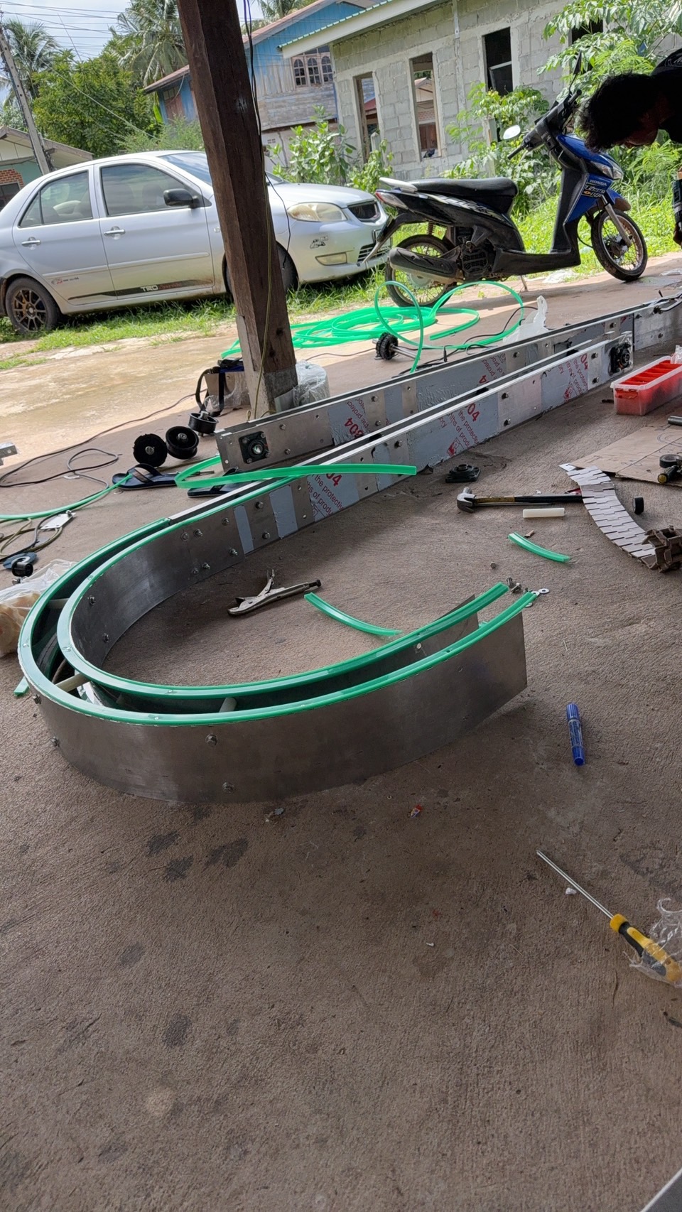 สายพาน Top chain แกนเพลาขนาด 16 มม ยาว 101 มม M8 SUS304 สำหรับประกอบโครงสายพาน Top chain.