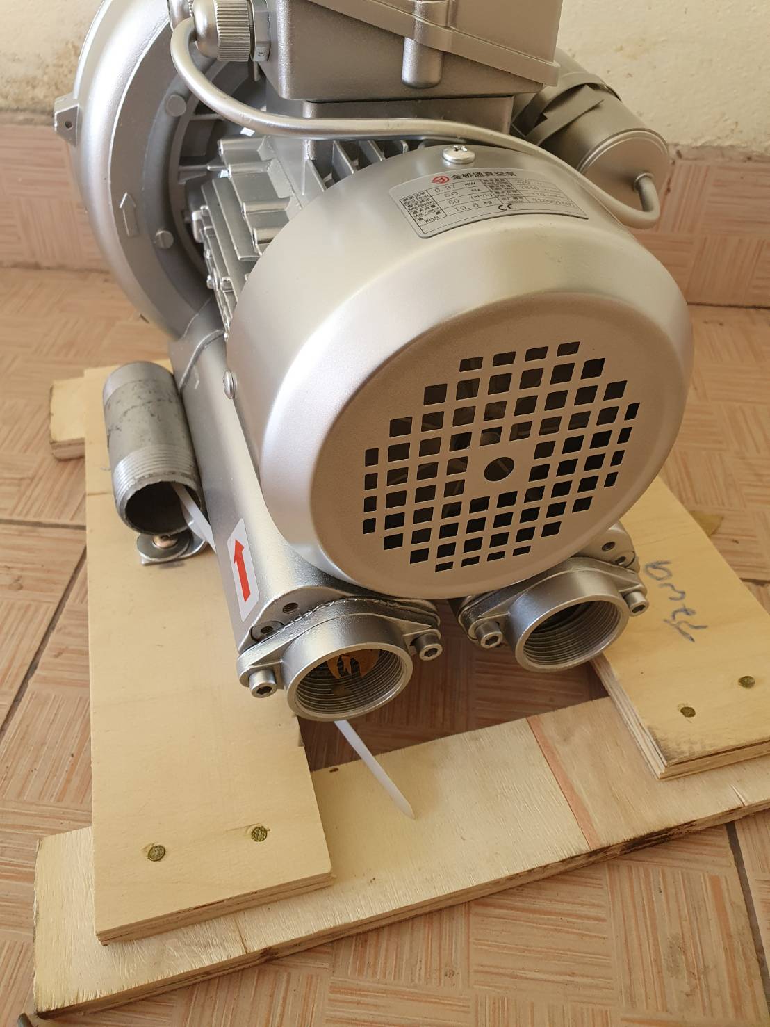 พัดลมโบรเวอร์เป่าอากาศ และ ดูดอากาศ Ring Blower JQT 340 220 V ขนาด 0.5แรงม้าใช้เติมอากาศในบ่อ เพาะเลี้ยงสัตว์น้ำ