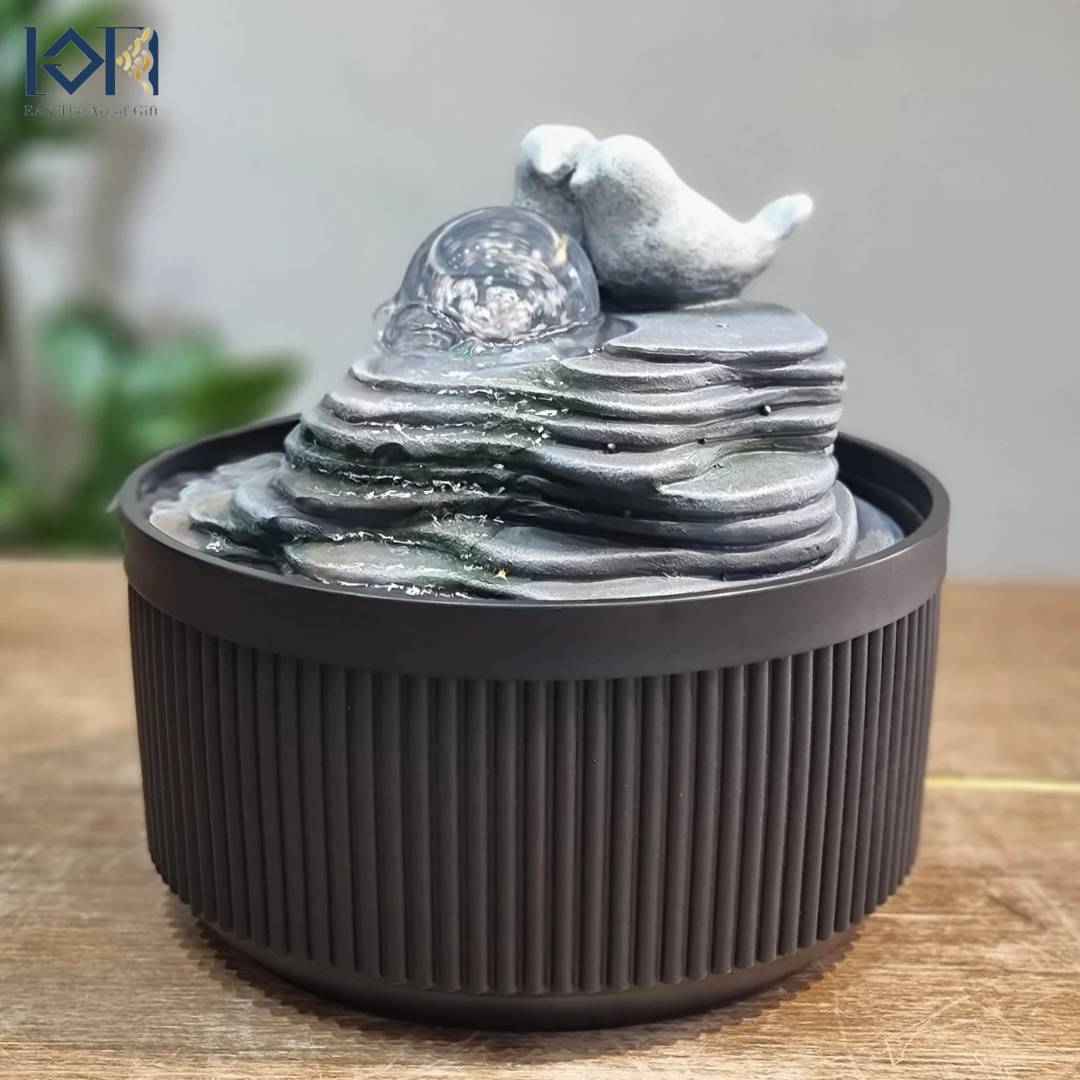 น้ำพุล้นตั้งโต๊ะ รหัส7241229L นกคู่มีลูกแก้ว น้ำพุตั้งโต๊ะทำงาน น้ำพุล้นแต่งบ้าน น้ำพุเสริมฮวงจุ้ย