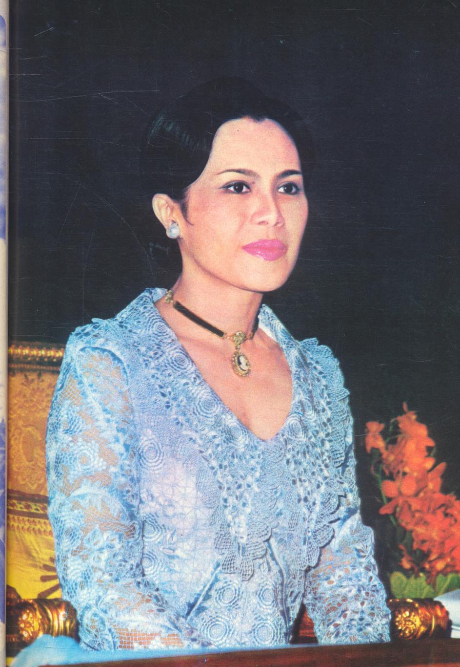 ประมวลภาพพระบรมฉายาลักษณ์ พระราชประวัติ และ พระราชกรณียกิจ ของ สมเด็จพระนางเจ้าสิริกิติ์ พระบรมราชินีนาถ