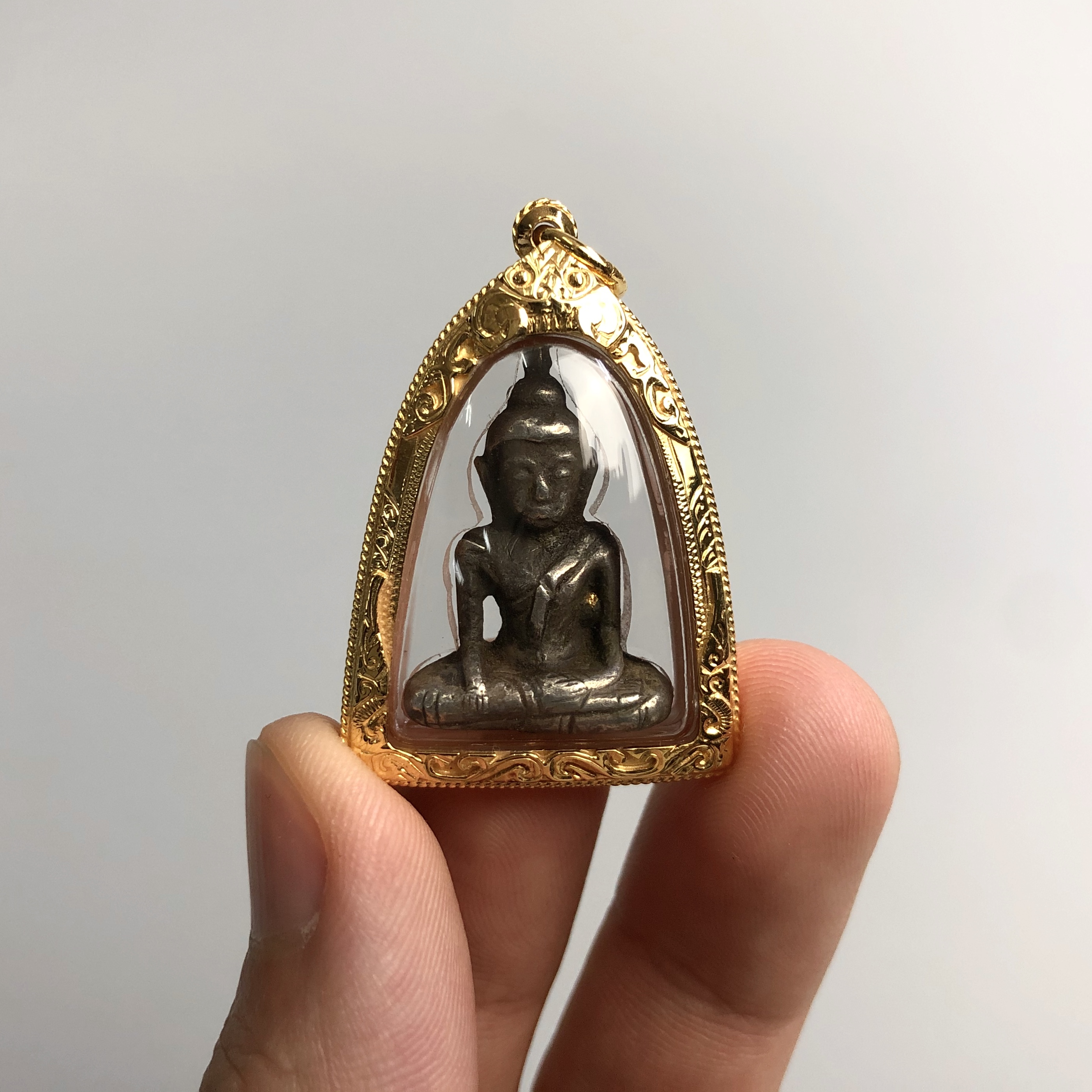 ✔️พระยอดธง กรุเก่าสมัยอยุธยาฯ เนื้อเงิน ปางมารวิชัย อายุหลายร้อยปี✔️