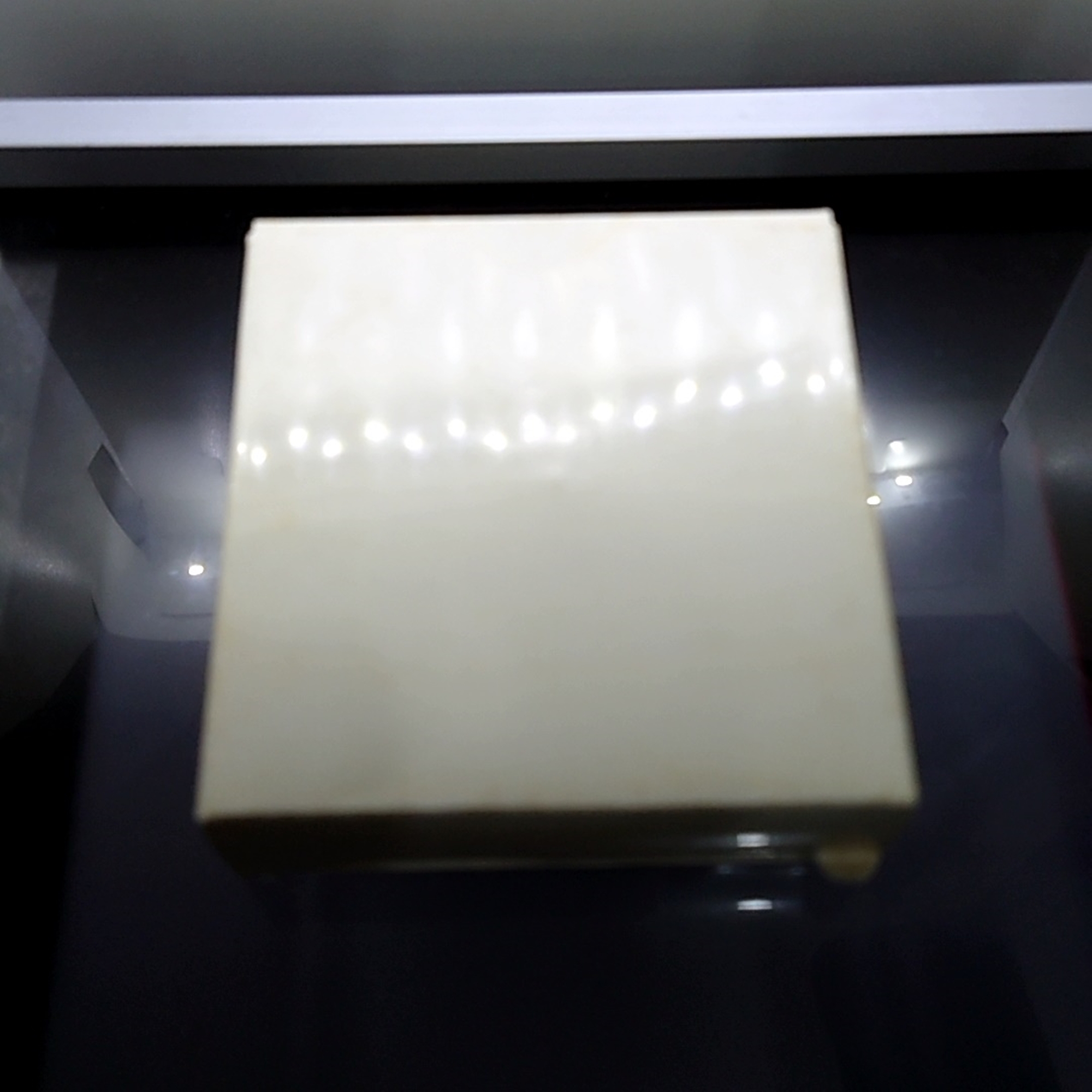 เหรียญ 100 บาท นิเกิลขัดเงา เวิลด์แบงก์ ที่ระลึกการประชุมสภาผู้ว่าการธนาคารโลก และกองทุนการเงินระหว่างประเทศ พ.ศ.2534 พร้อมใบเซอร์กล่องหนัง