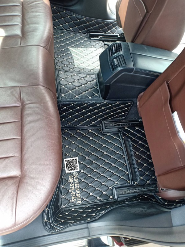 พรมปูพื้นรถยนต์6D BENZ E-CLASS E200 W212 สีดำด้ายครีม ลายเคฟล่า