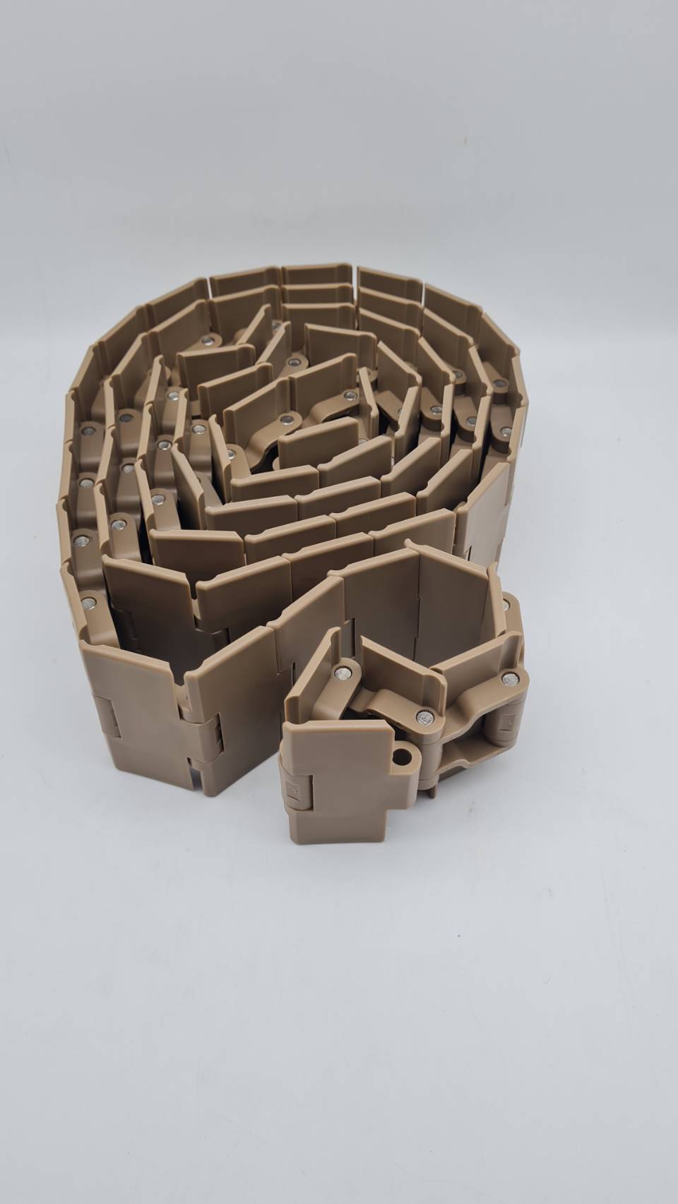 828-K330 สาพาน top chain ความกว้าง 82 มิลลิเมตรเป็นสายพานรุ่นข้อใหญ่ ใช้งานทนทานไม่แตกง่าย