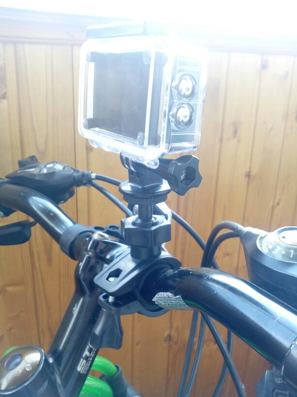 ขาจับ แบบเกลียวหมุน สำหรับ Action Camera หรือ Go Pro