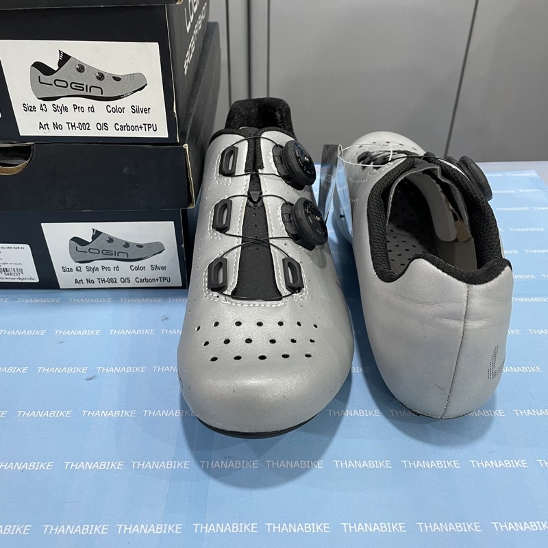 รองเท้า * ลดล้างสต๊อก * เสือหมอบ Login style pro rd พื้นcarbon รองเท้าปั่นจักรยาน พื้นคาร์บอน