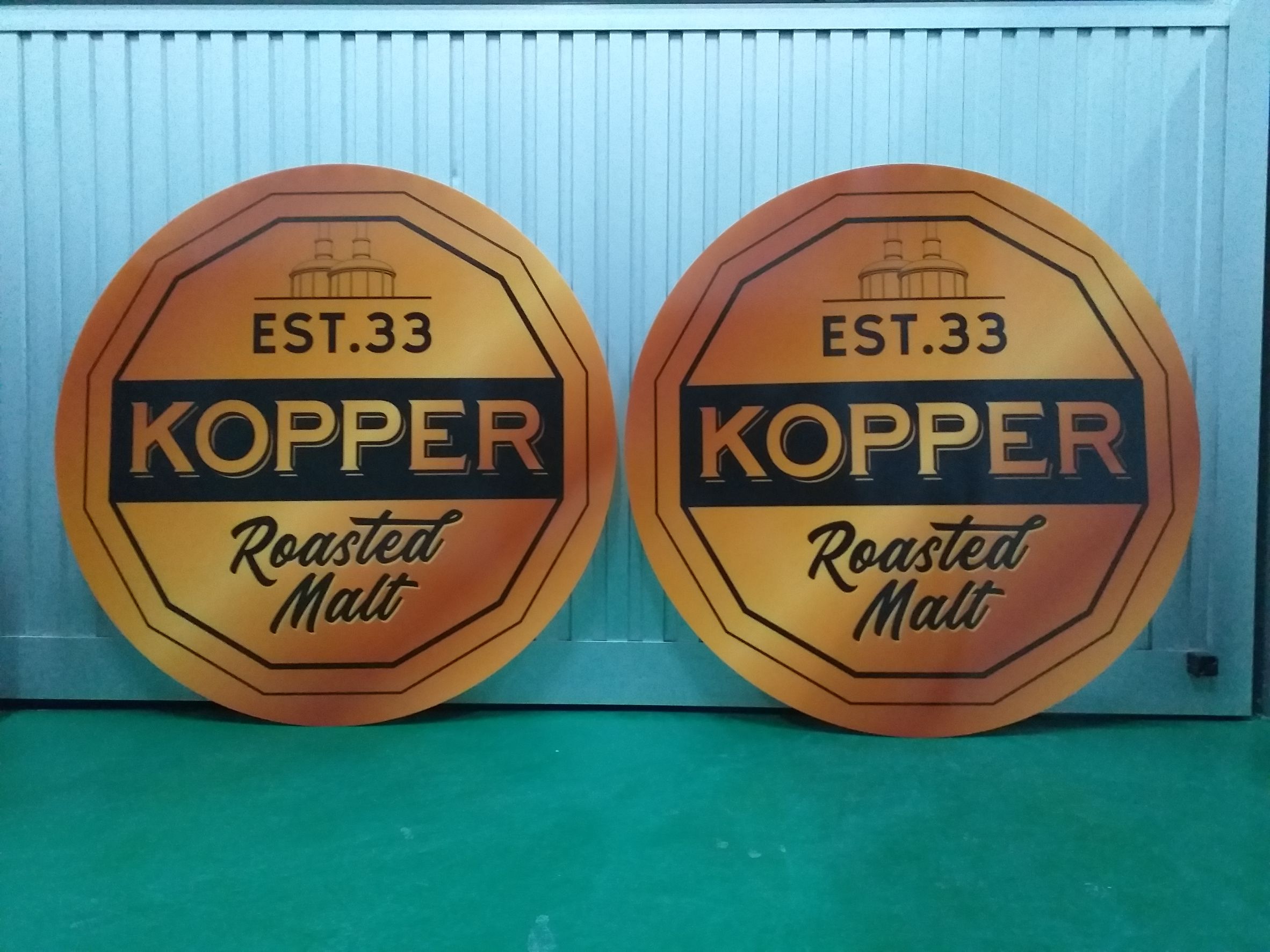 รับทำป้ายอะคริลิค ป้ายอะคริลิค ป้ายร้านเบียร์ KOPPER ROASTED MALT